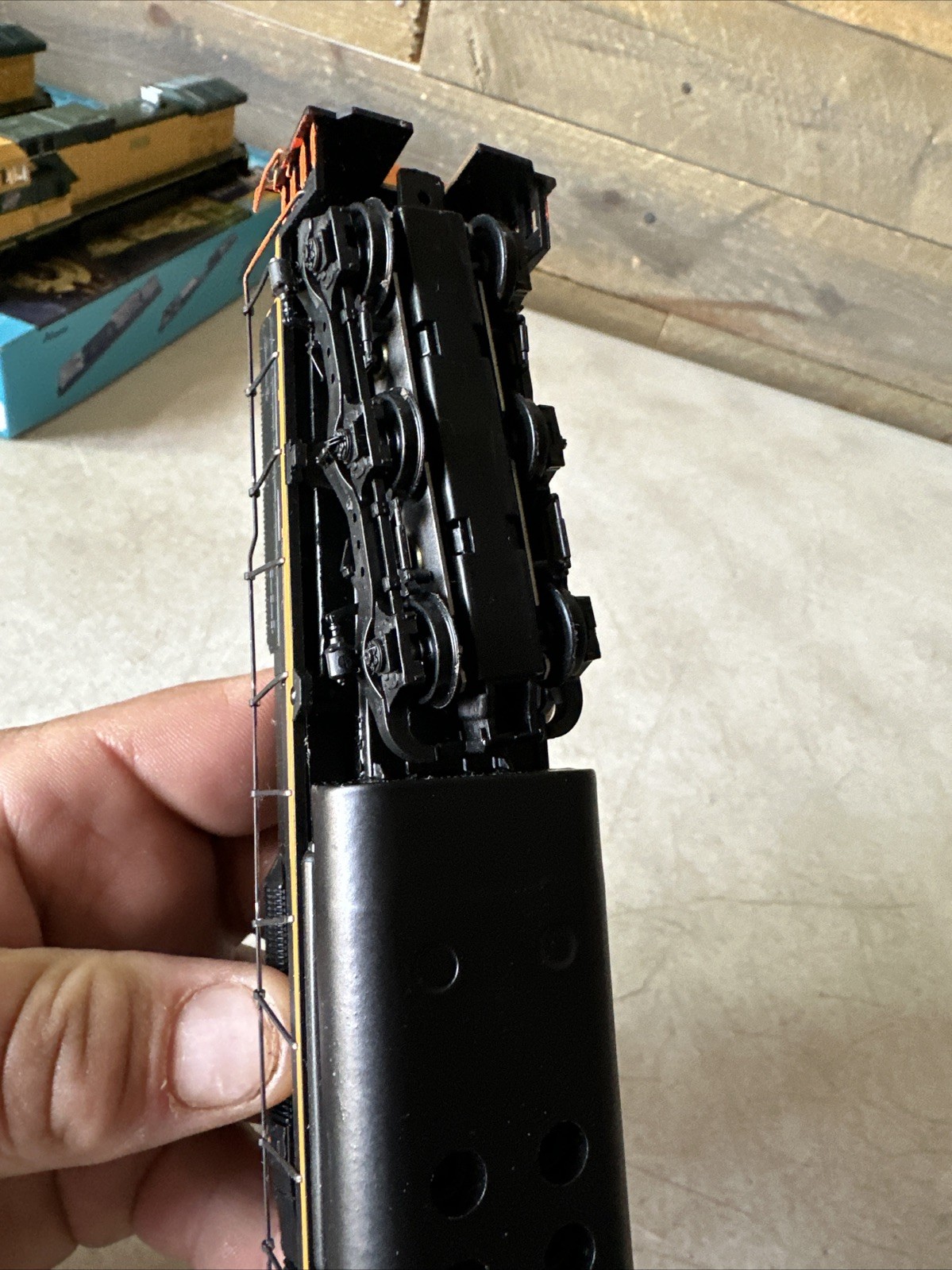Athearn HO Rio Grande #5378 SD40T-2 Dummy Locomotive TESTED & CLEAN!