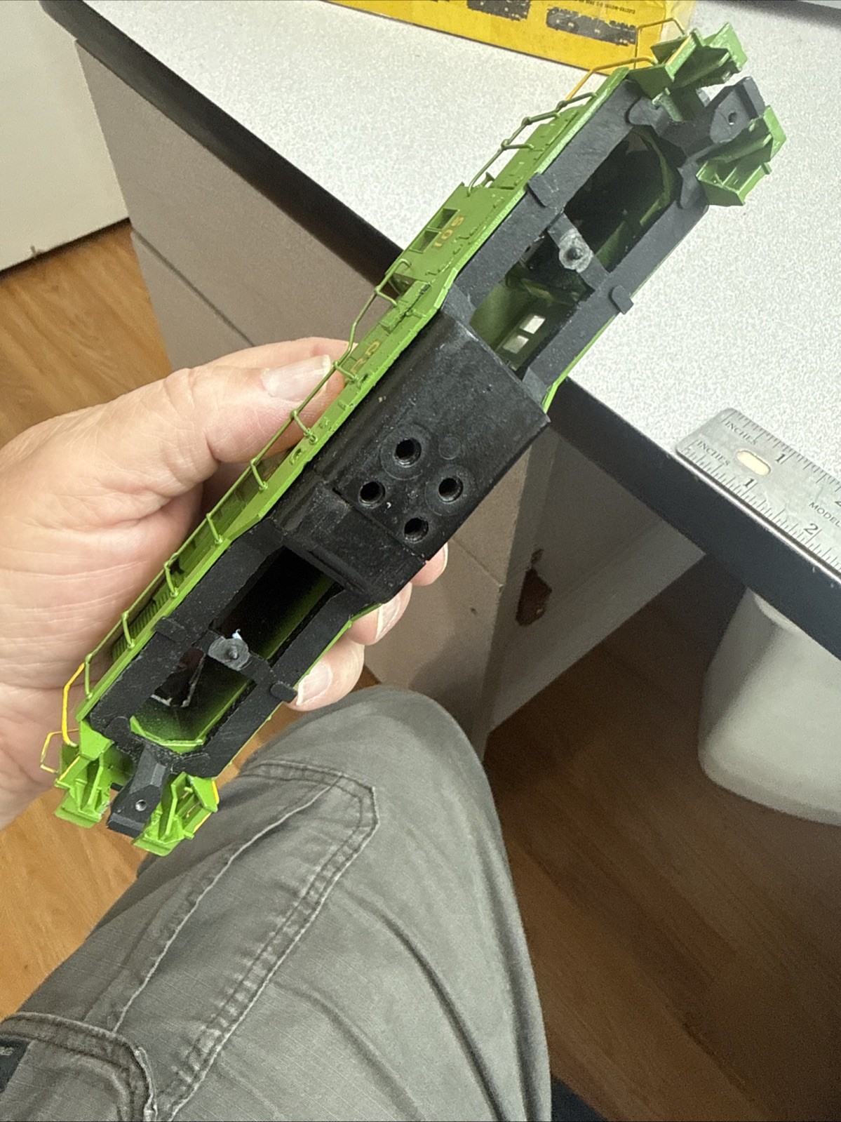 Athearn RS11 ALCO AIR TANKS FILLED IN ON FRAME this One Has Me Stumped Ho look