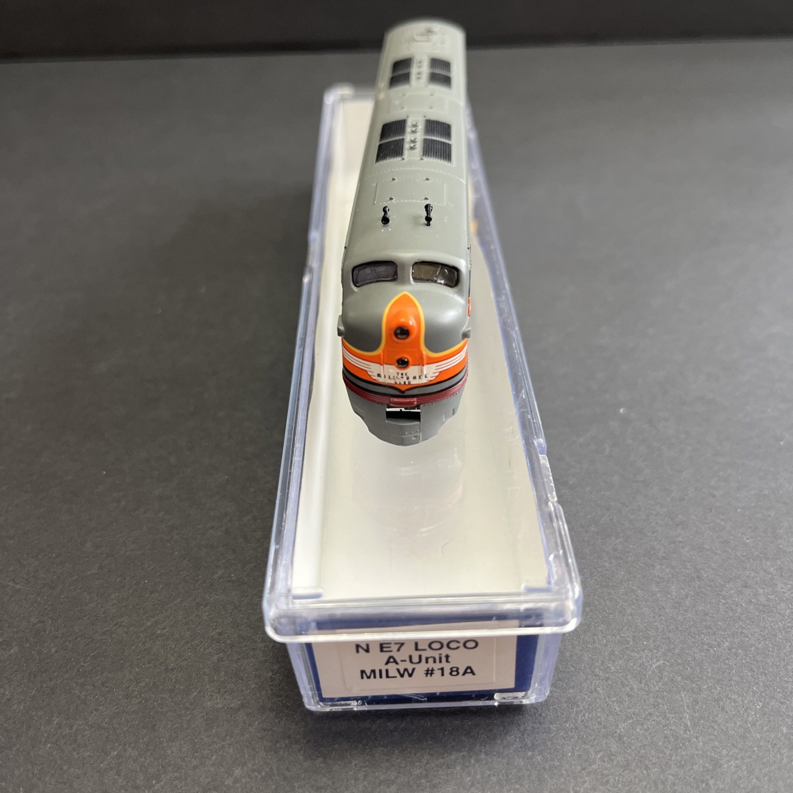 N Scale Life-Like 7038 MILW Milwaukee Road EMD E7A Diesel Locomotive #18A READ