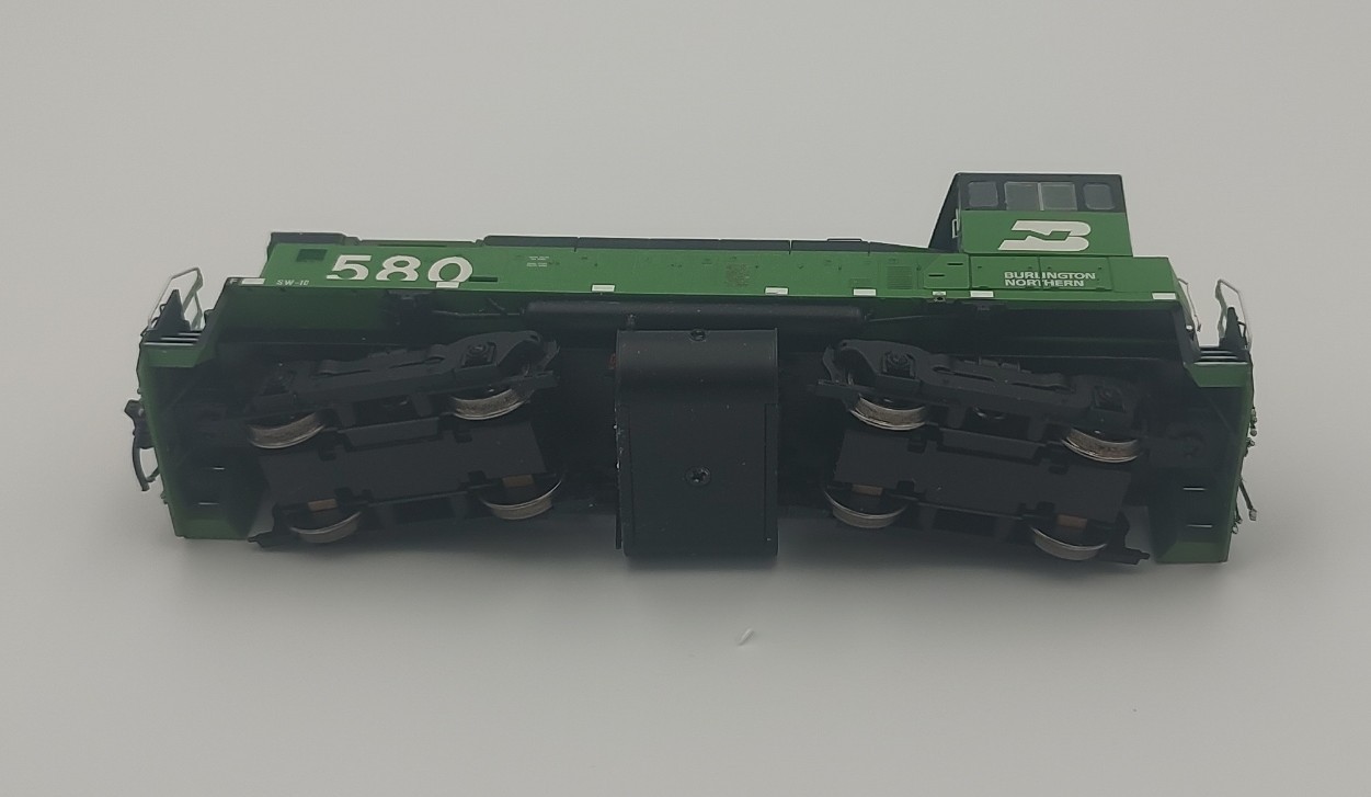 ATHEARN – 2008 HO R-T-R “BURLINGTON NORTHERN” SW1000 POWER LOCOMOTIVE #580