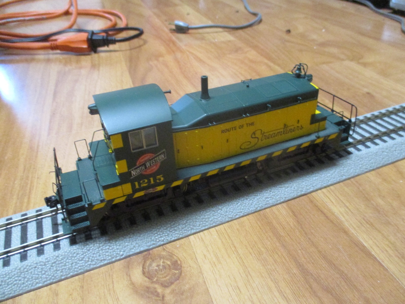 S Helper 00444 C&NW SW-1 Diesel (3/2/26 46) Hirail DC