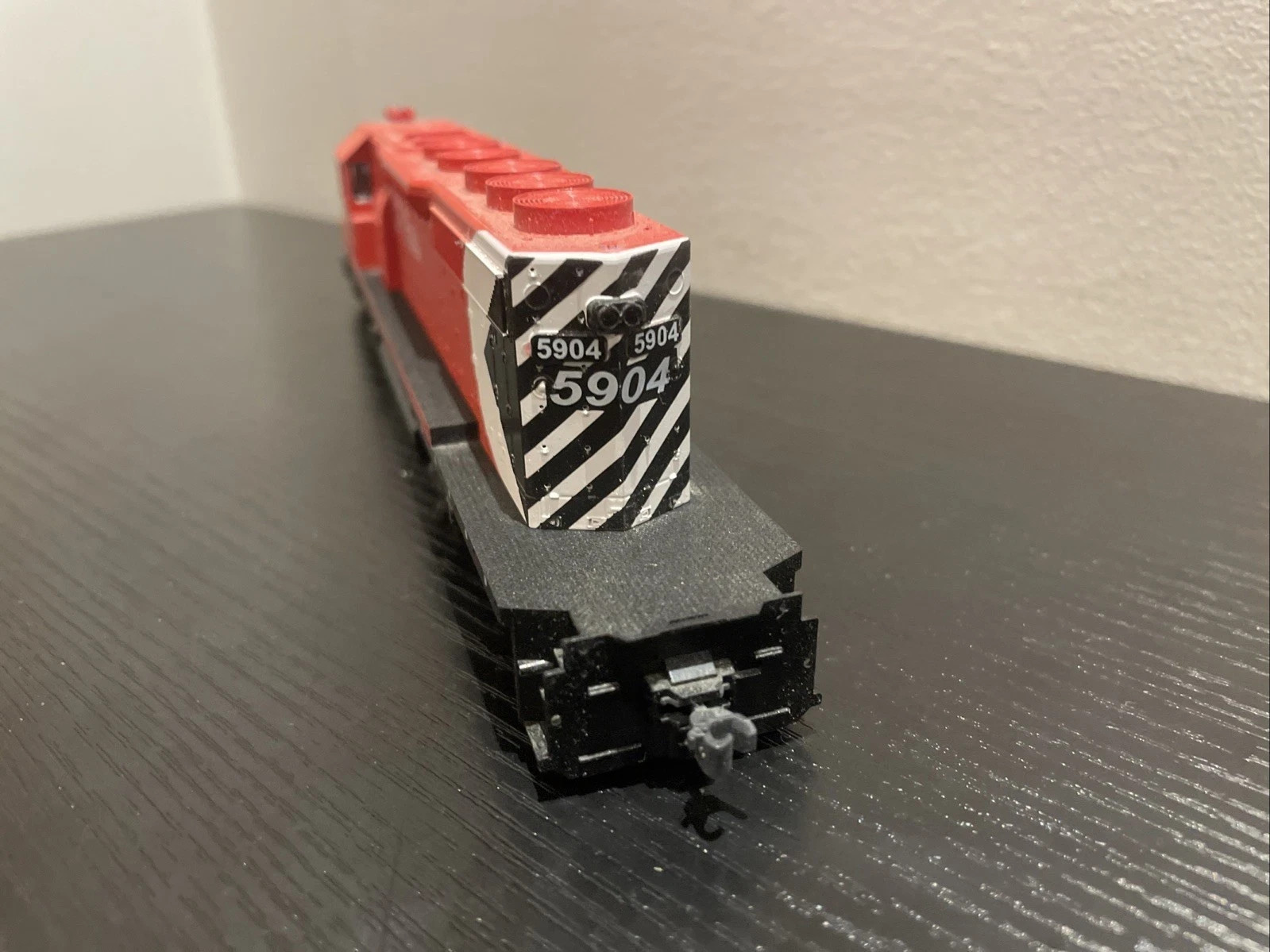 DCC READY KATO SD40-2 CANADIAN PACIFIC CP RAIL ENGINE LOCOMOTIVE HO SCALE NEW