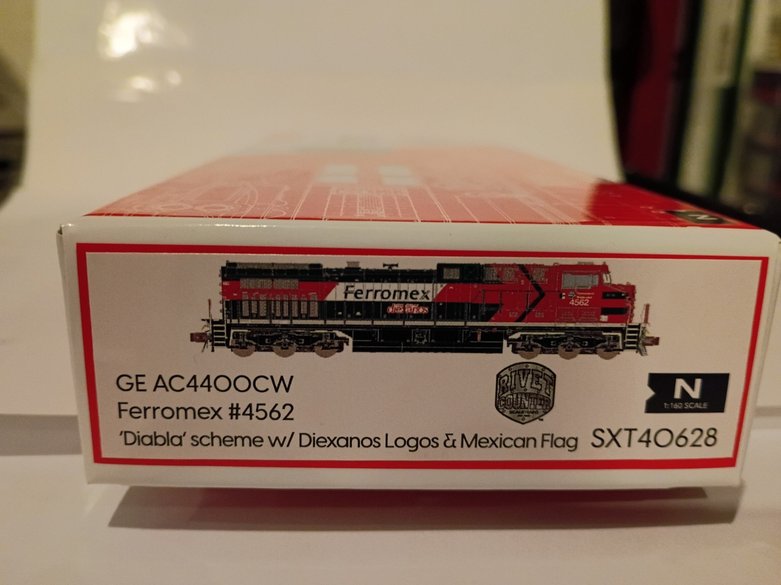 N scale ScaleTrains AC4400CW Ferromex 4562 “Diexanos”