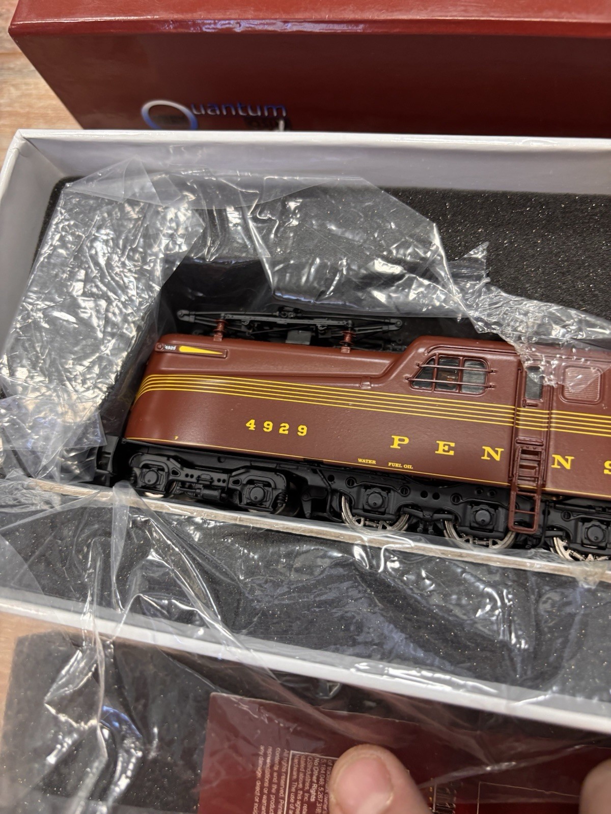 Broadway Limited HO Pennsylvania GG1 Electric Locomotive DCC/SOUND PRR 4929 Red