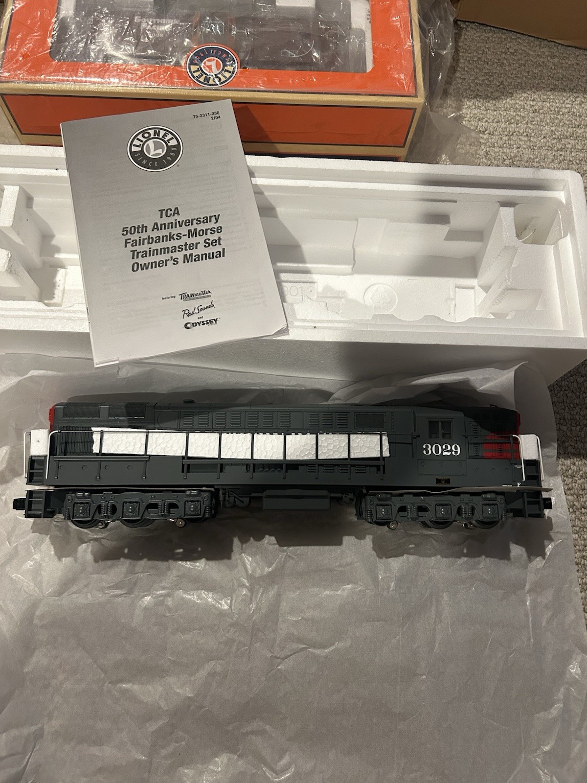Lionel 52321/52326 O Gauge TCA SP FM Trainmaster Set Engine TMCC & Caboose