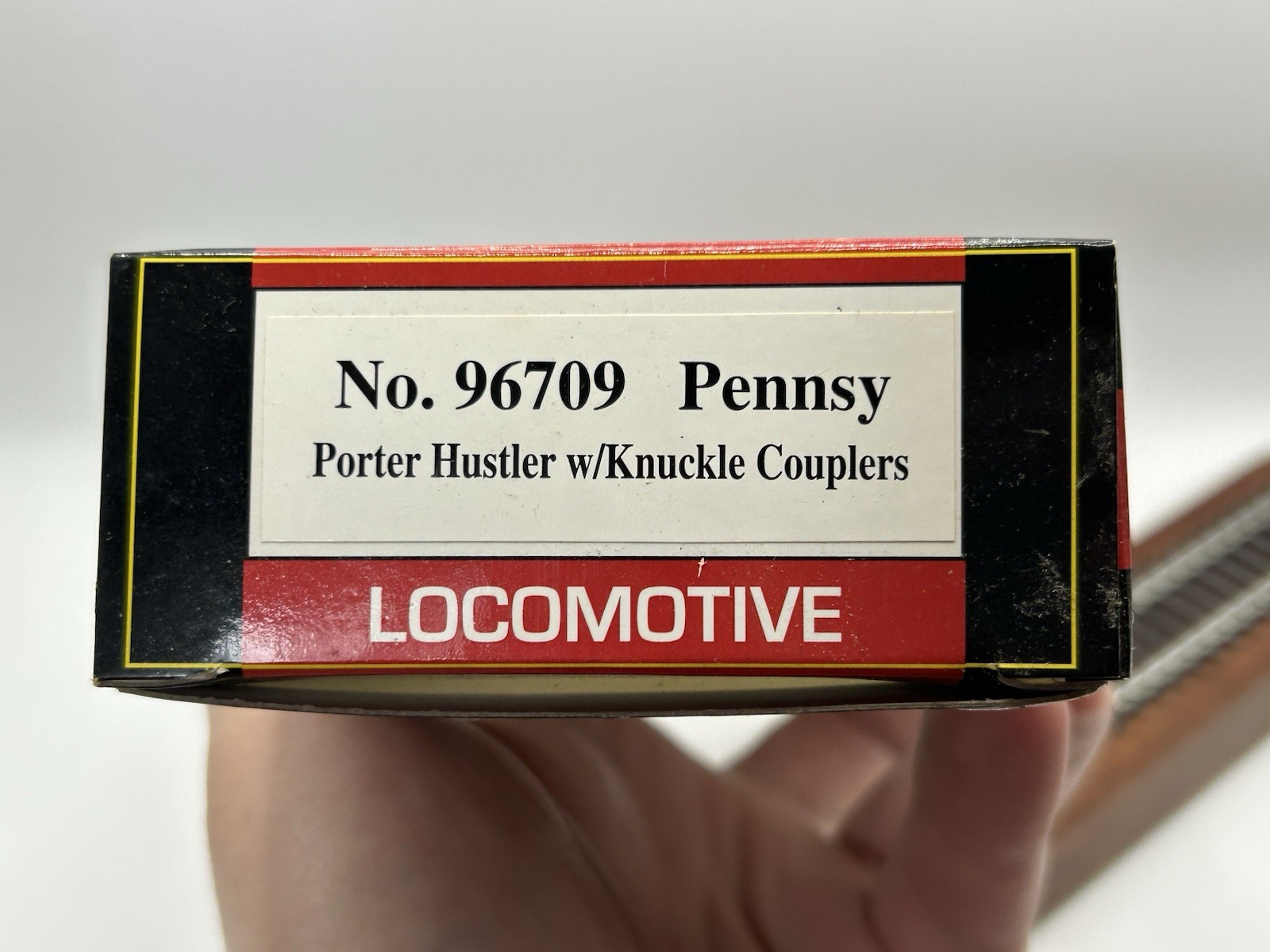 HO Model Power Pennsylvania Porter Hustler w/Knuckle Couplers – (LN BOXED)