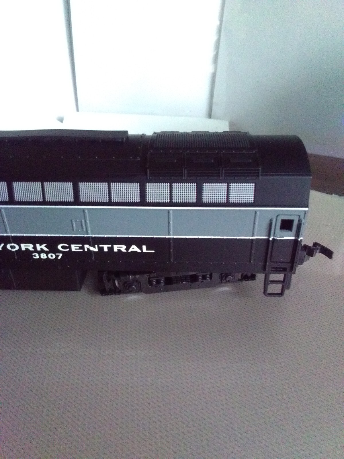 ER MODELS ROCO HO TRAIN POWERED LOCO NYC #3807 SHARK NOSE DIESEL NEW DCC READY !