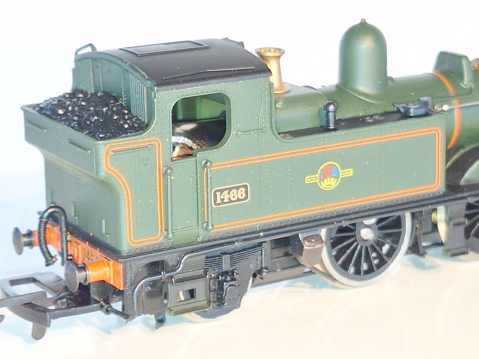 Airfix 54153-0 BR Tank Loco. New Old Stock. Mint Cond. 2 Rail DC Boxed.OO Scale