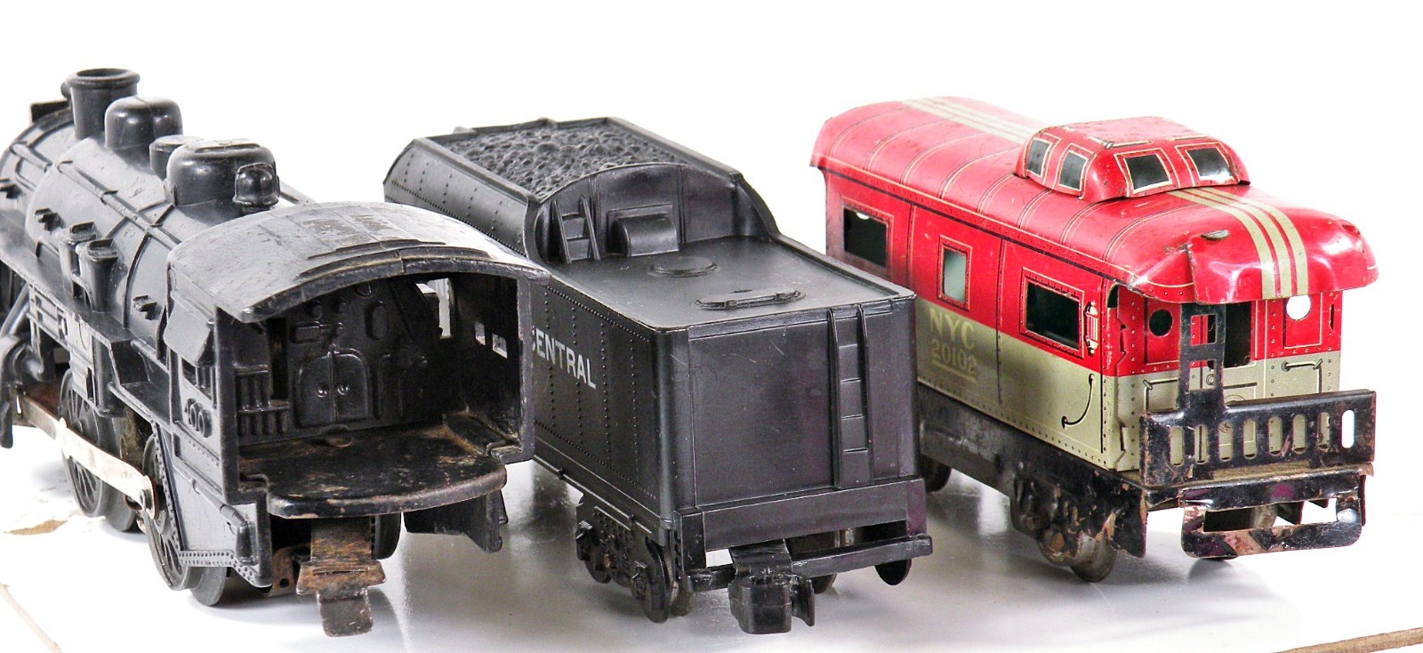 Marx 400 Steam Locomotive & Tinplate Caboose 1952-58