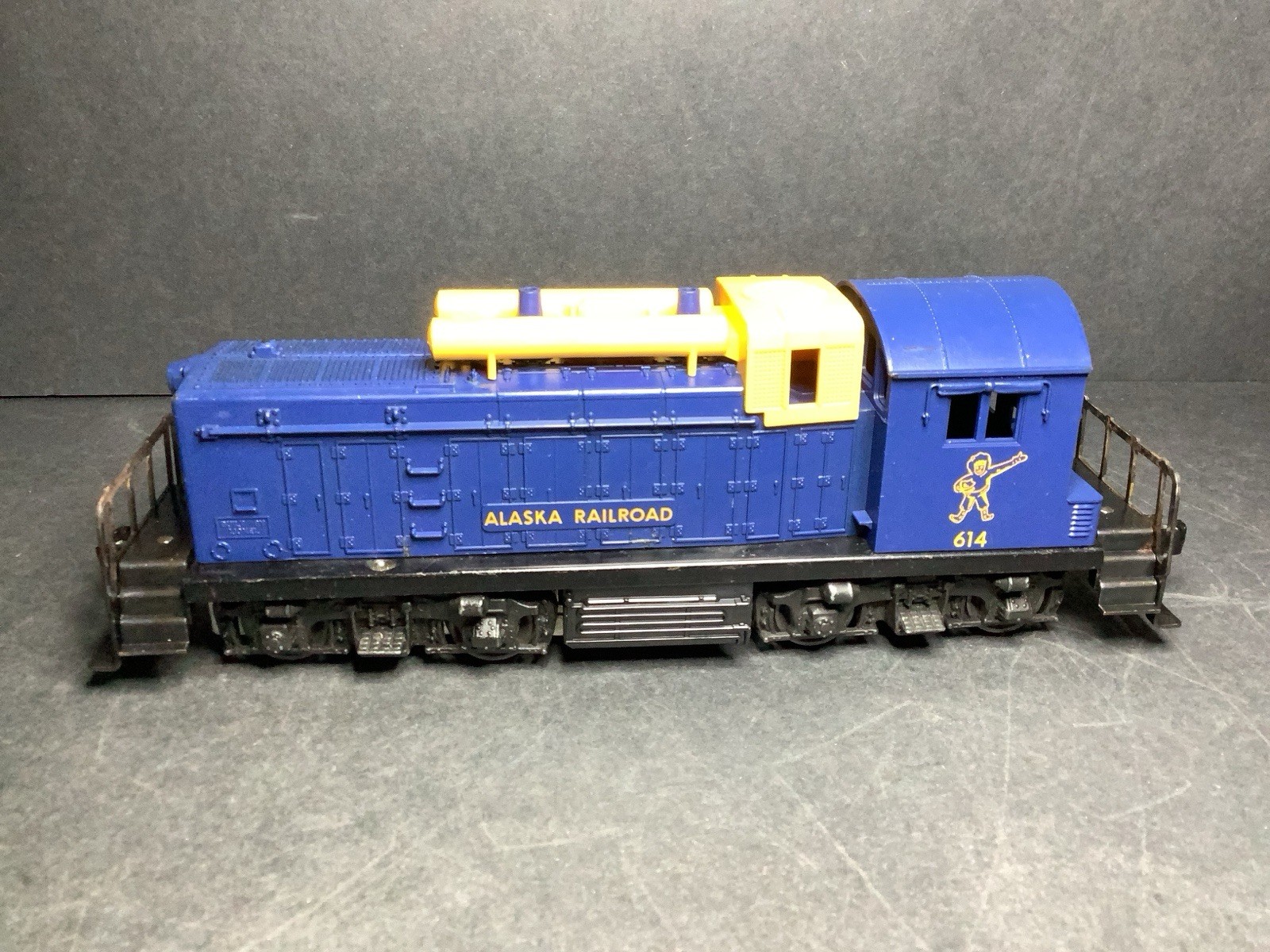 Lionel # 614 Alaska Railroad Diesel Switcher, Blue