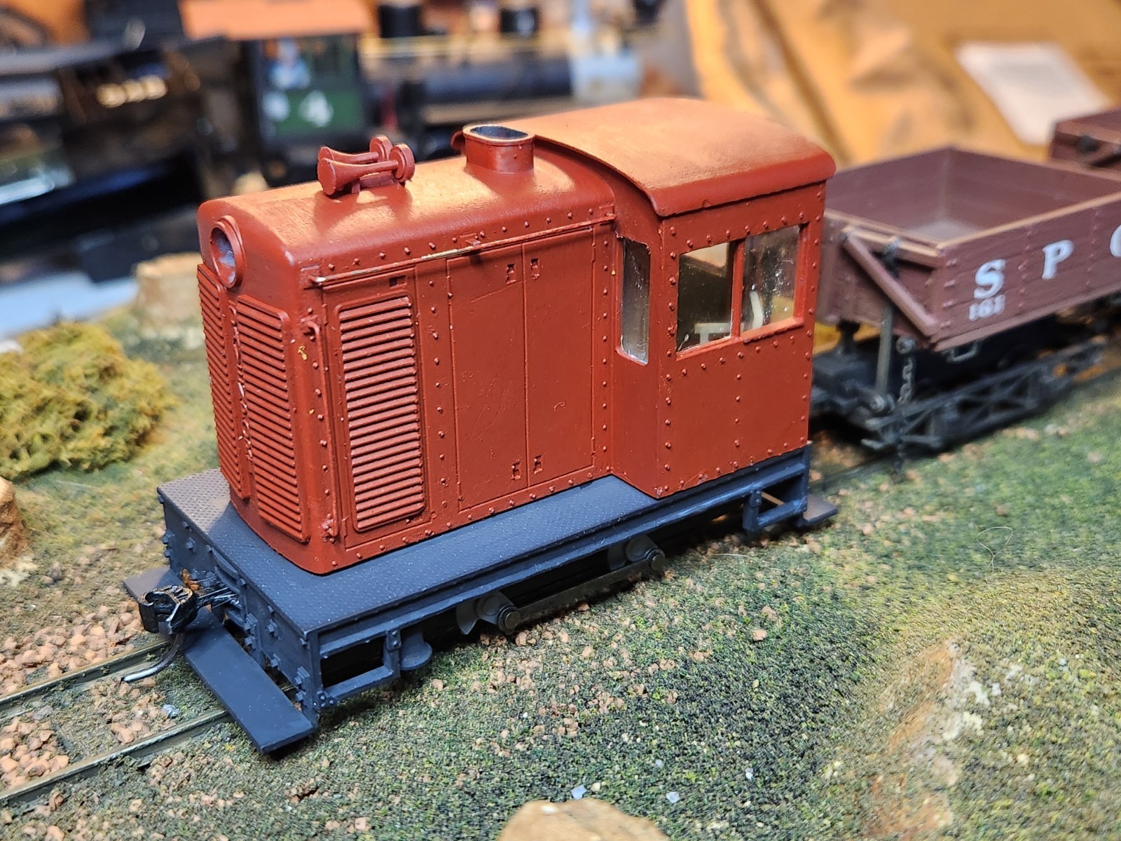 On30 Freelance “Davenport” Switcher Kit 3D Printed With Cab Interior Details