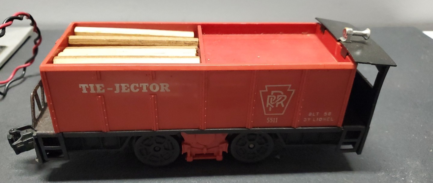 Lionel Post War 55 Tie Jector Car 1958 O Gauge Tested/ Works as it should