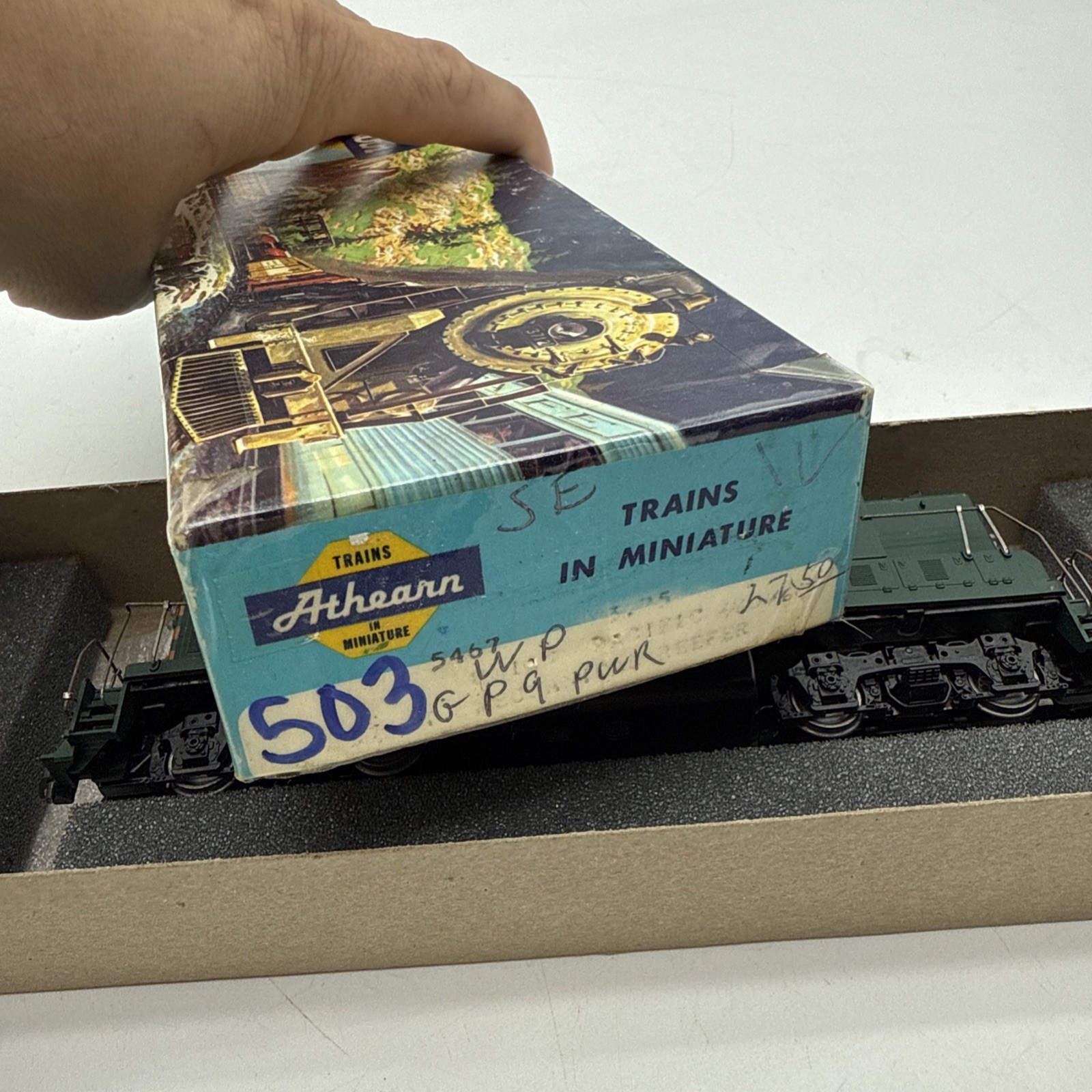 Athearn HO Western Pacific GP9 #707 Diesel Locomotive DC