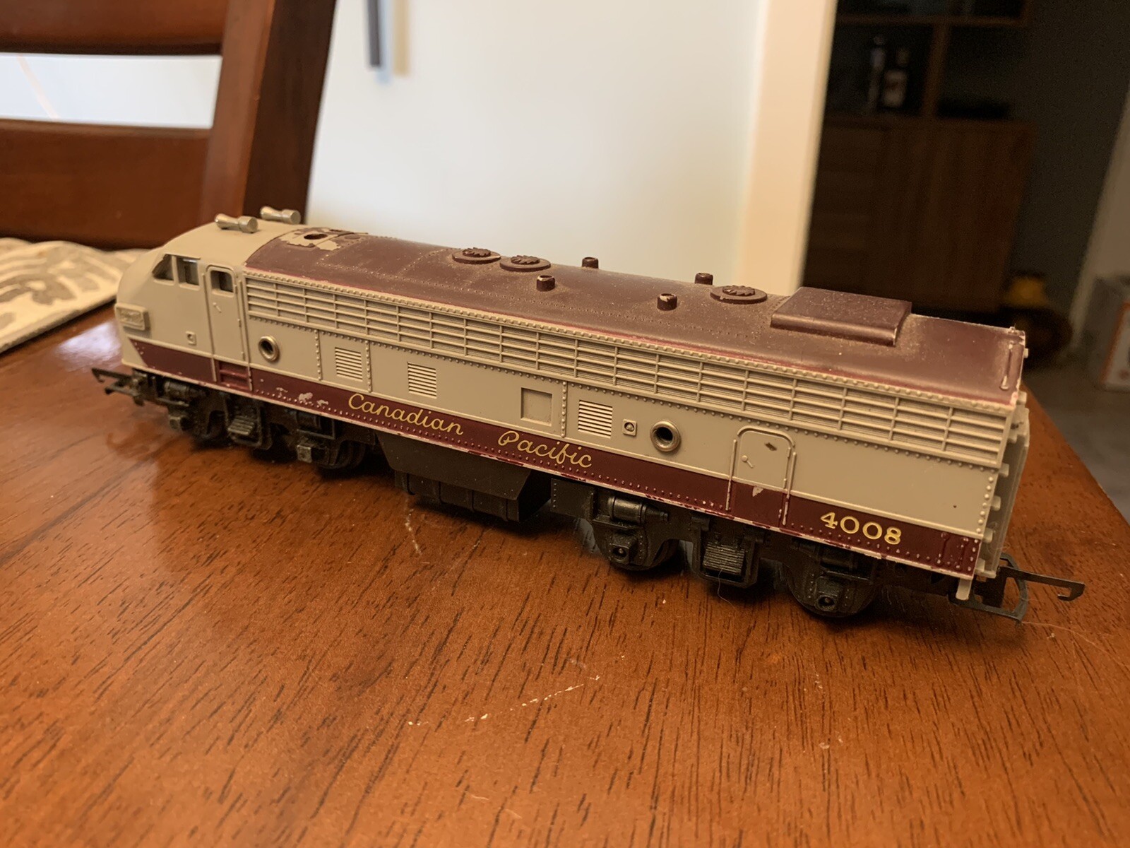 Tri Ang HO, R55 Diesel engine Canadian Pacific