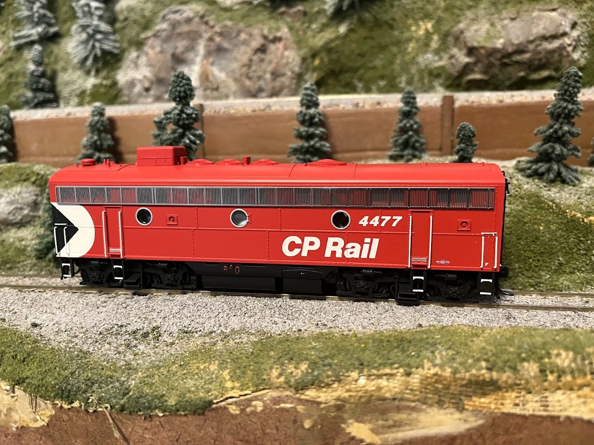 HO Scale Walthers Proto F7B CP Rail – NIB