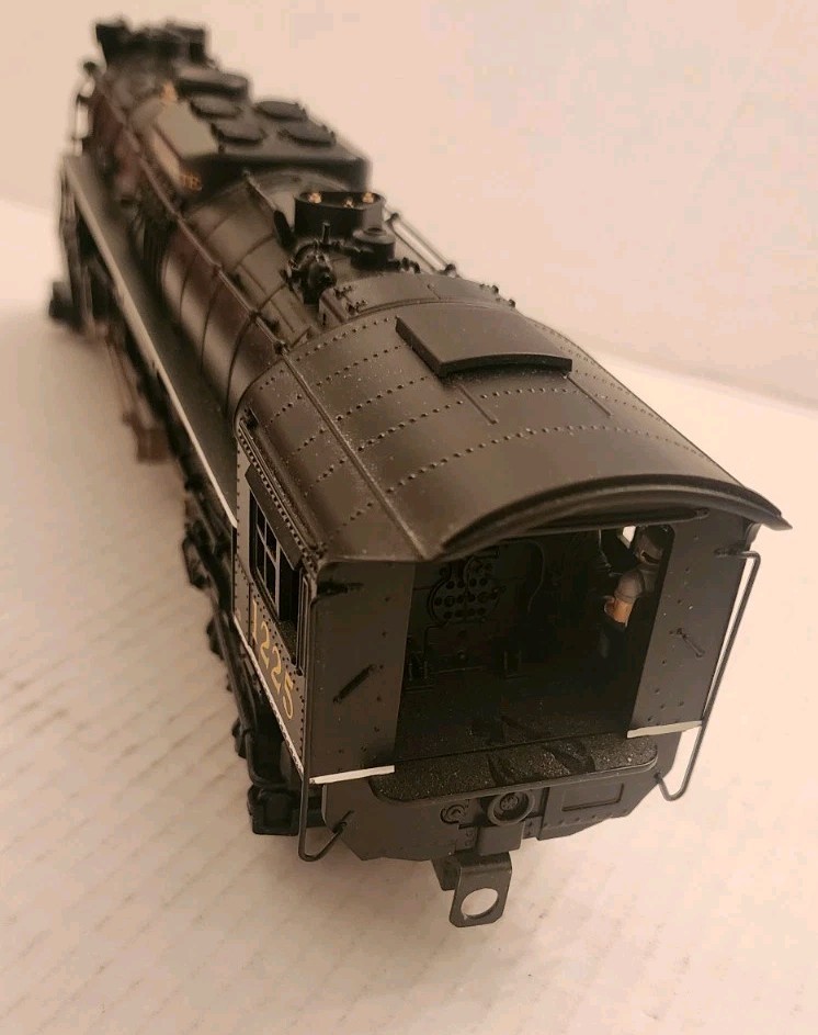Lionel 6-11203 O Gauge Pere Marquette Berkshire Steam Locomotive #1225 No Tender