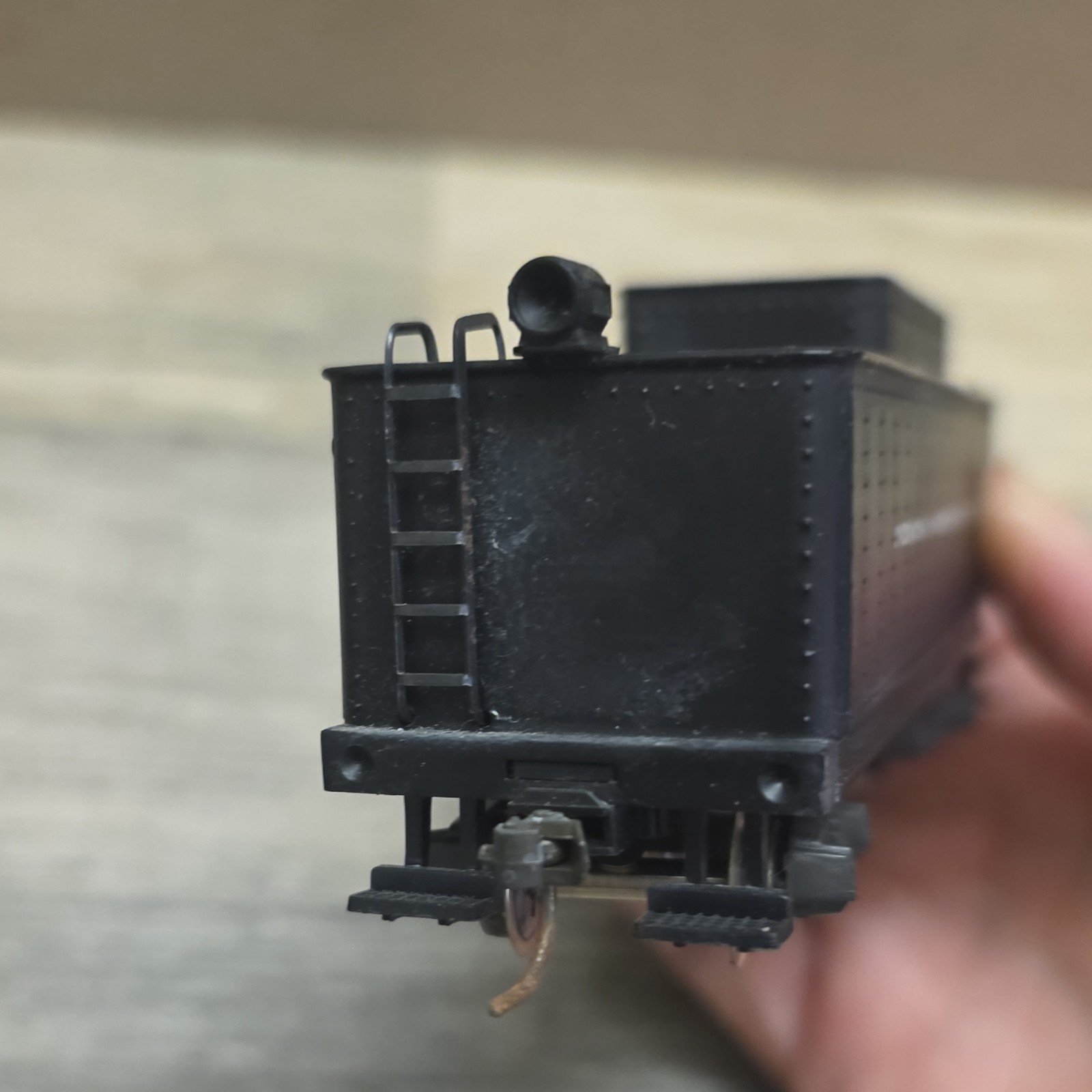 Rivarossi Indiana Harbor Belt R.R. HO Tender Black Plastic Coal Load Model 1:87
