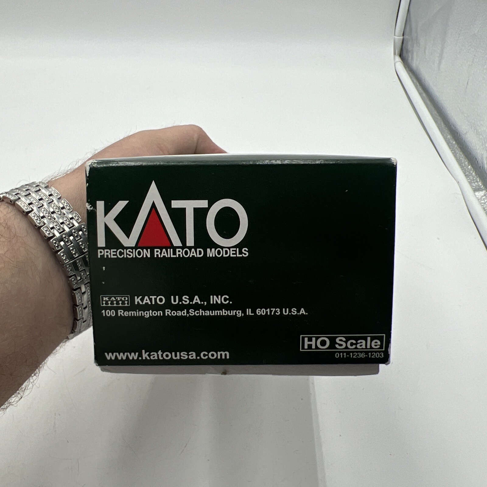 KATO HO 37-6101 AMTRAK GE P42 PHASE Vb ELECTRIC LOCOMOTIVE #68 IN BOX – *READ*