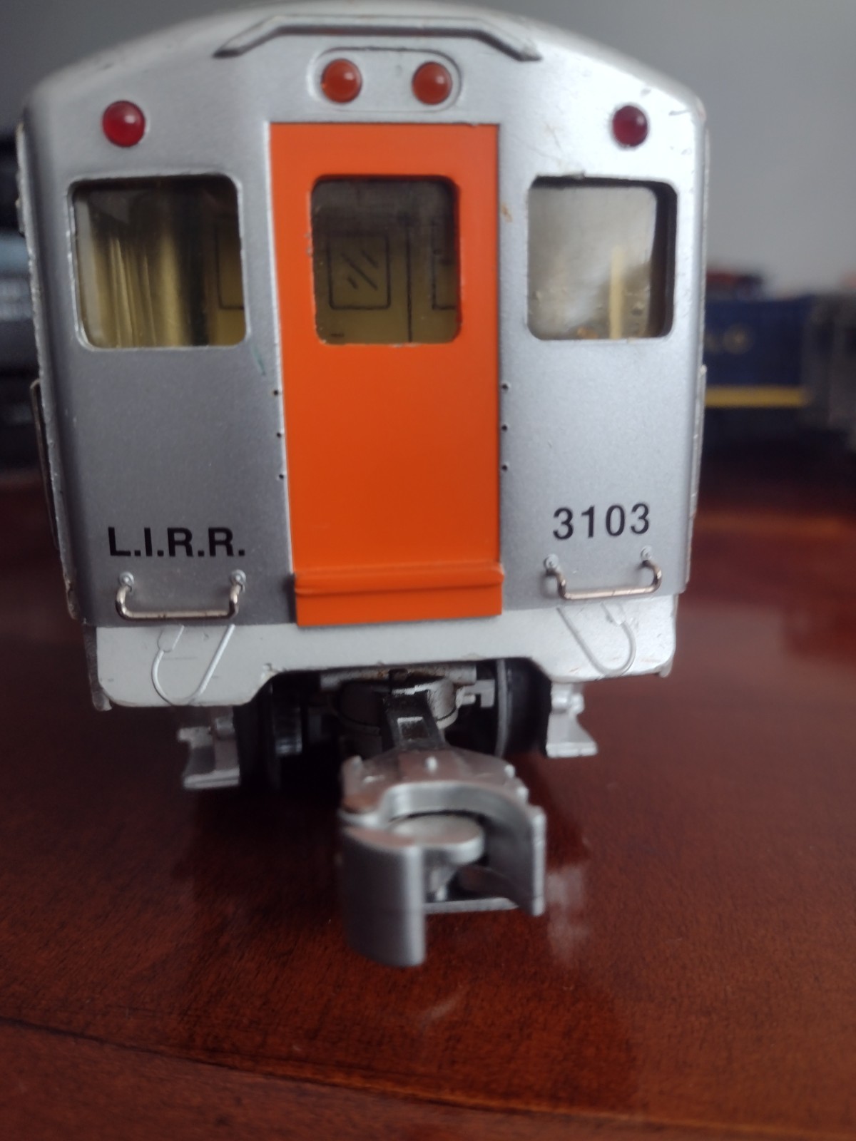 RMT O Gauge LIRR #3103 EMU Powered Railcar 3-Rail Analog Lights
