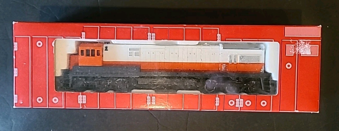 HO ATLAS ILLINOIS CENTRAL RAILROAD U33C DIESEL LOCOMOTIVE #5058 Untested