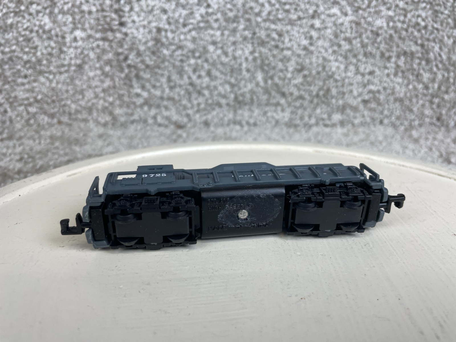 High Speed Metal Products N Scale Southern Pacific #9725 Diesel Locomotive