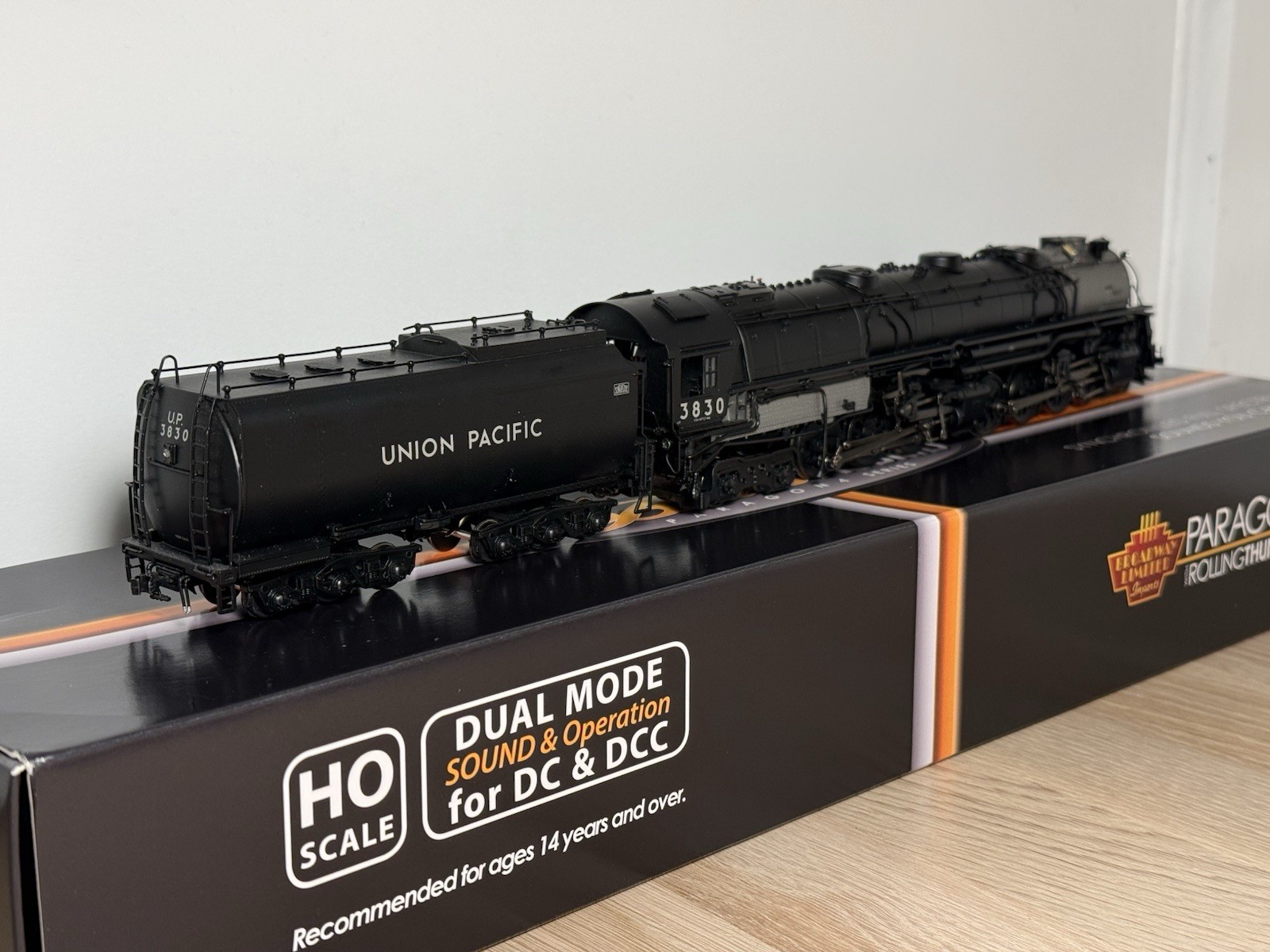 HO Broadway Limited Union Pacific UP Early Challenger 3830 Paragon 4 BLI 4805