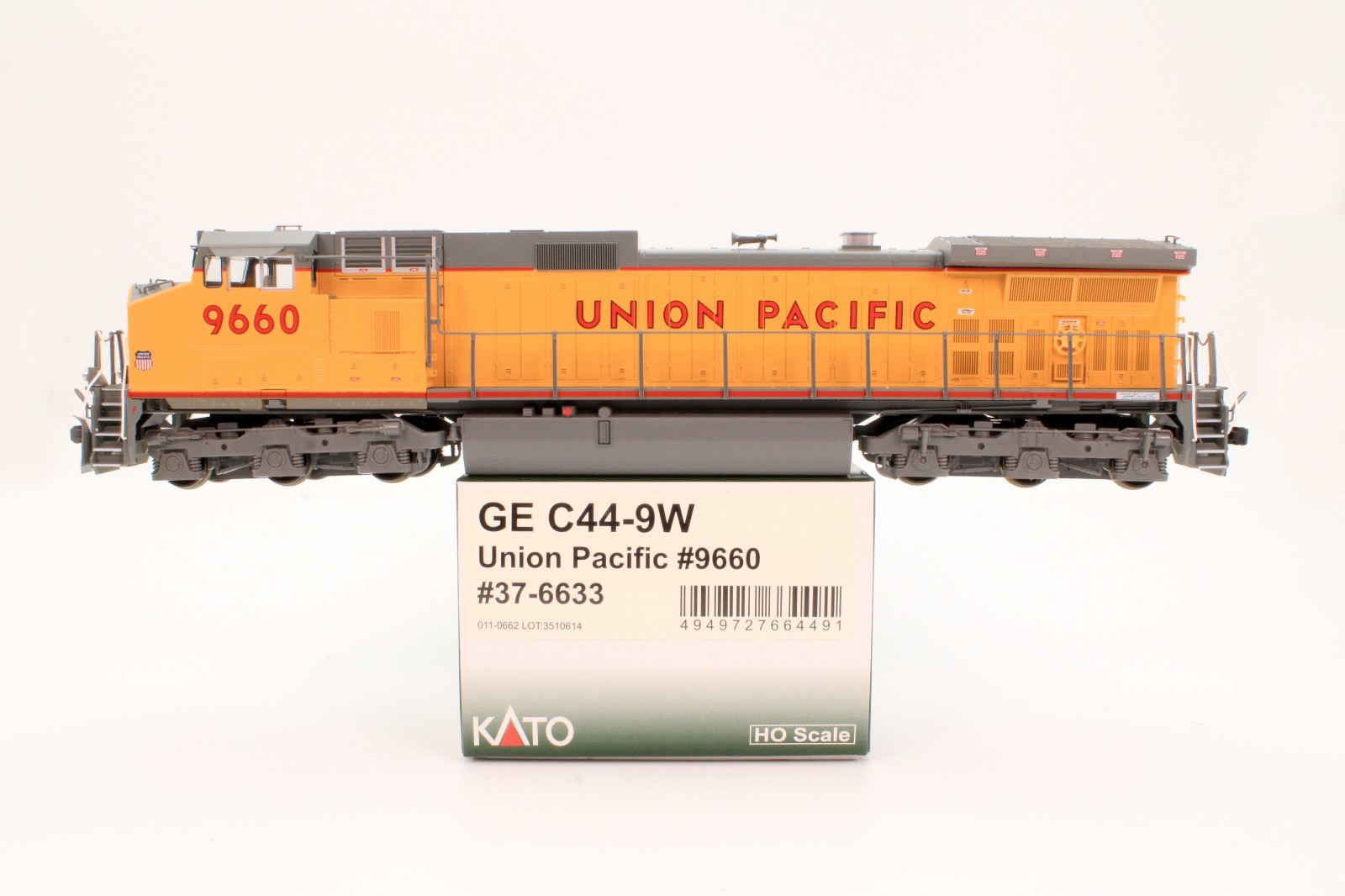 Kato HO 37-6617 GE C44-9W (Dash 9) Union Pacific #9660 (BRAND NEW) DC Model
