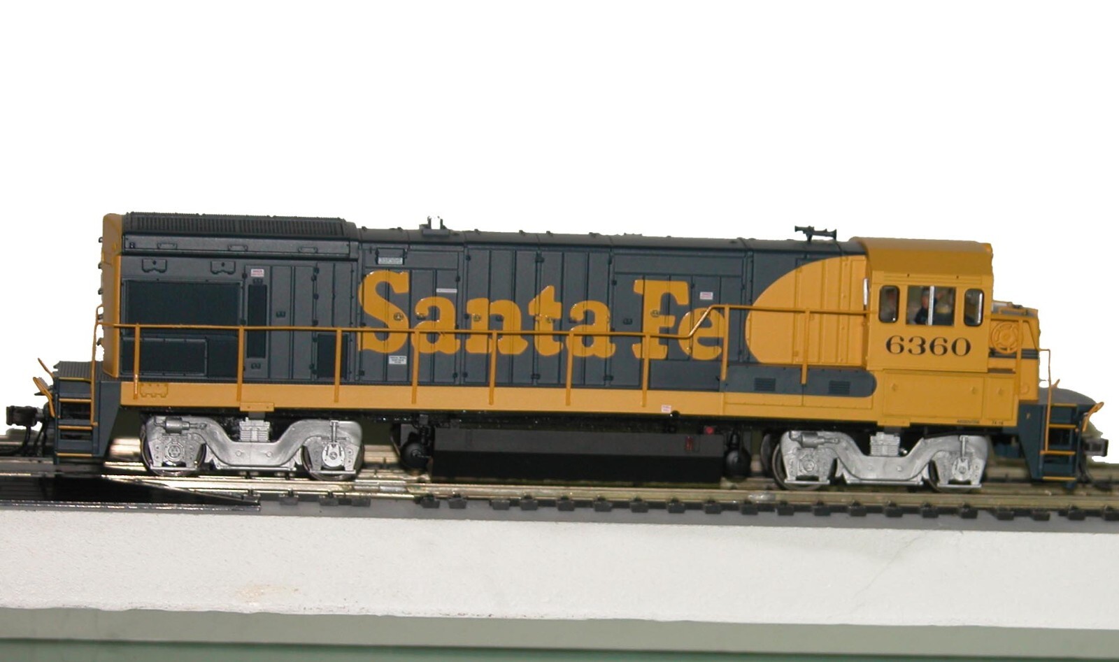 HO ATLAS 8120 MASTER GOLD GE B23-7 SANTA FE # 6360 DC DCC SOUND QUANTUM QSI