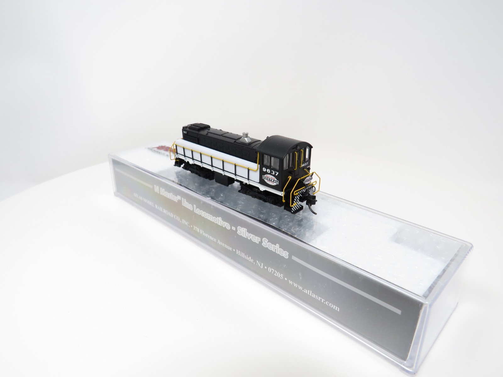 Atlas N 40005703 New York Central NYC Alco S-2 Diesel Switcher Locomotive