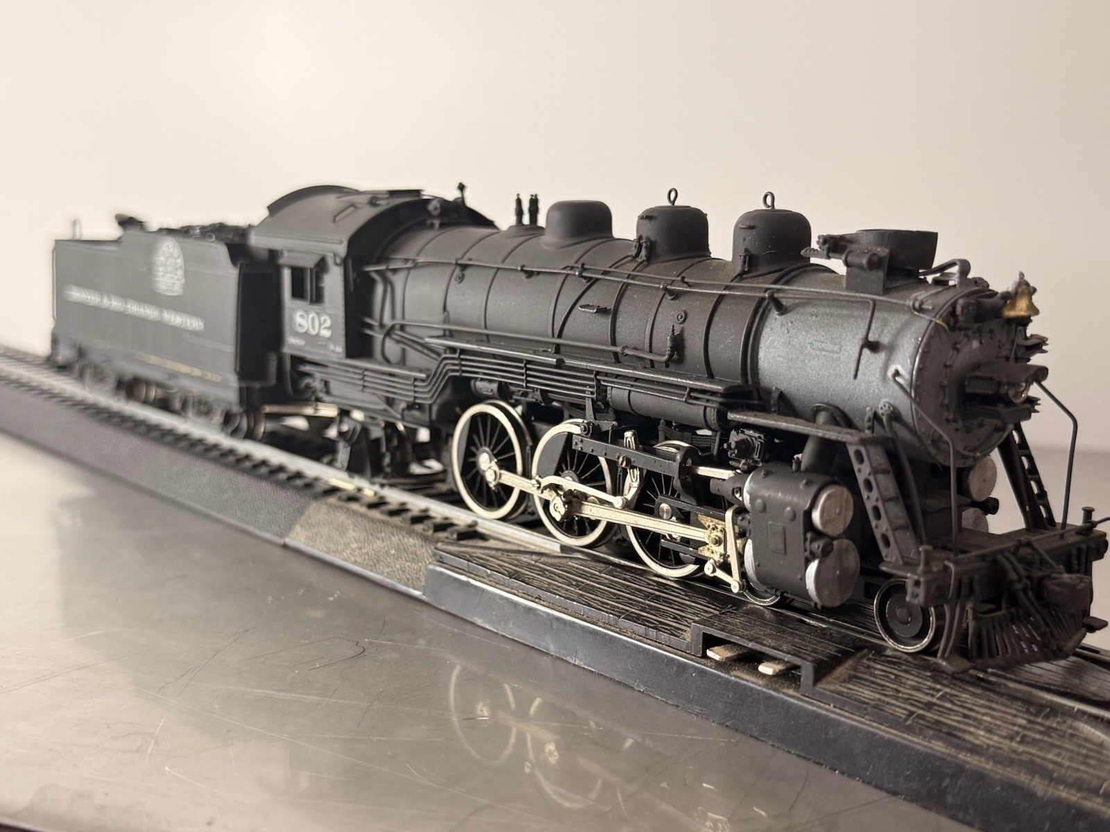 Pacific Fast Mail HO Steam Locomotive D&RGW P-44 4-6-2 Brass Black