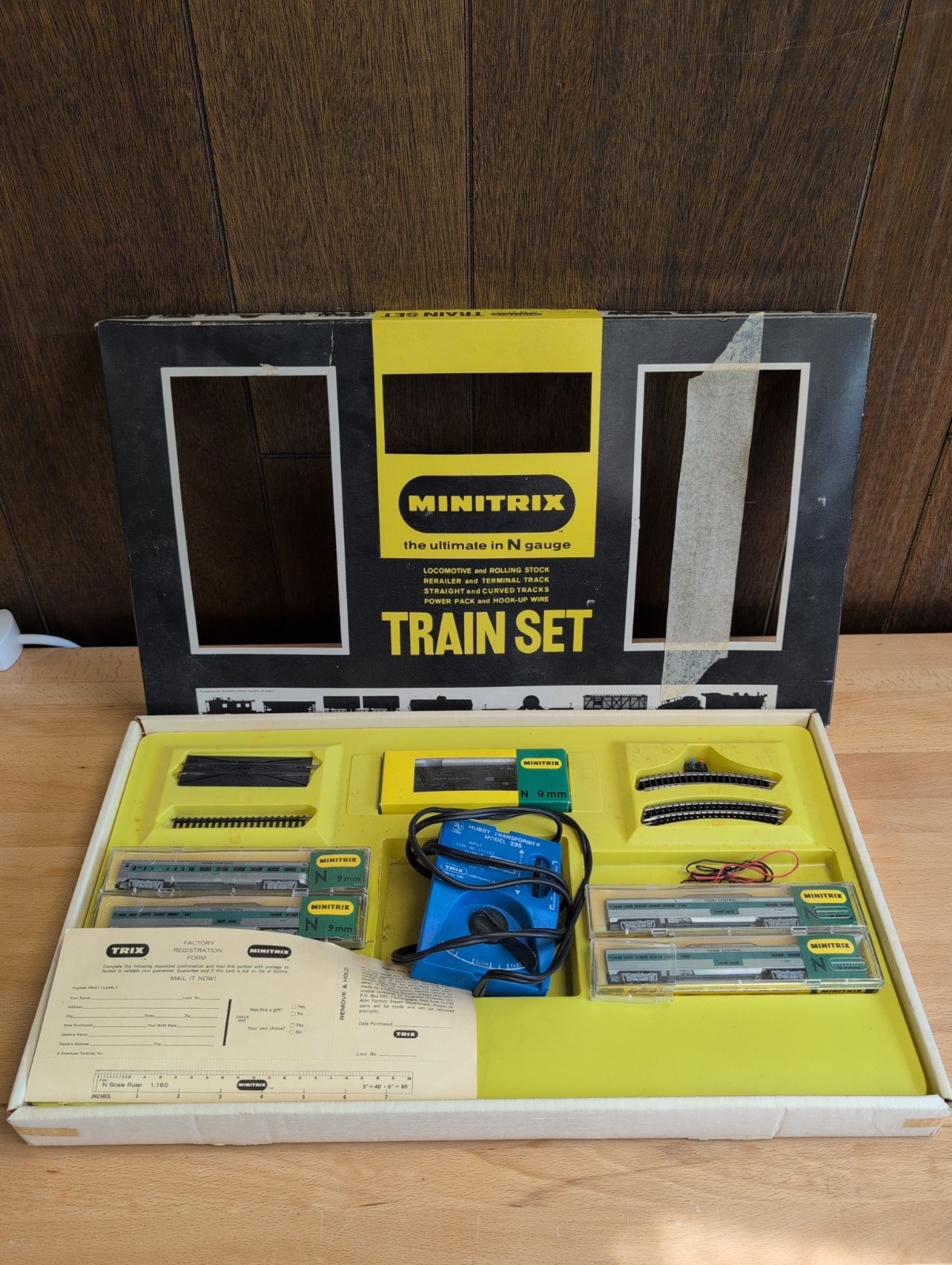 Trix N Scale Penn Central Locomotive, 4 Passenger Cars, Track, Transformer