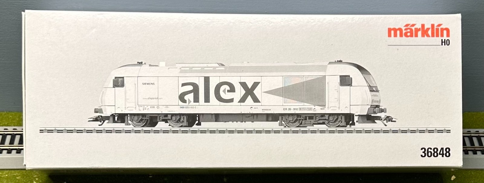 Marklin 36848 HO Analog 3-Rail AC Diesel Locomotive Alex ER20-002