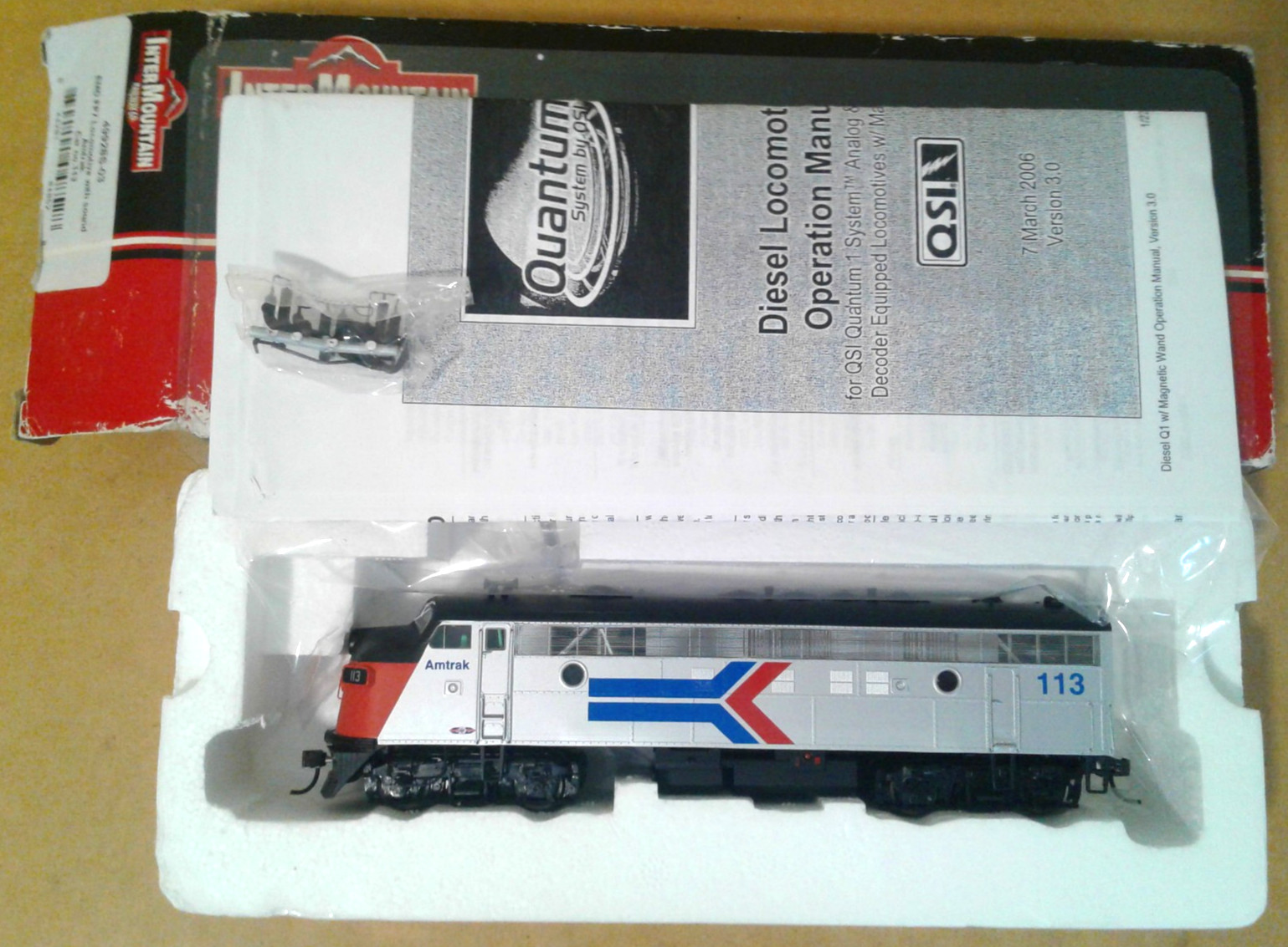 HO SCALE INTERMOUNTAIN FP7 AMTRAK #113 DCC & SOUND 49928S-03 NOT RUNNING