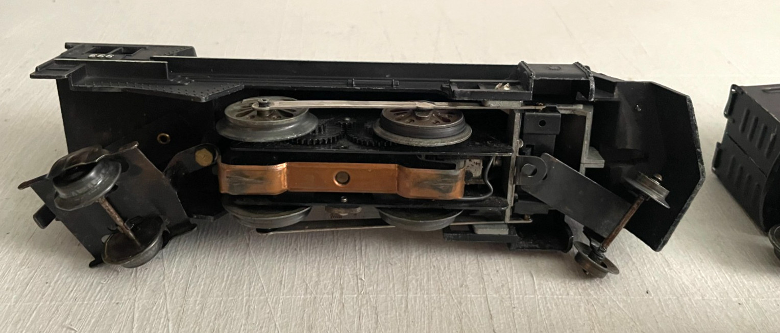 Marx Post-War 027 Gauge #666 Loco w/Tender and Freight Cars Lot of 6 Items