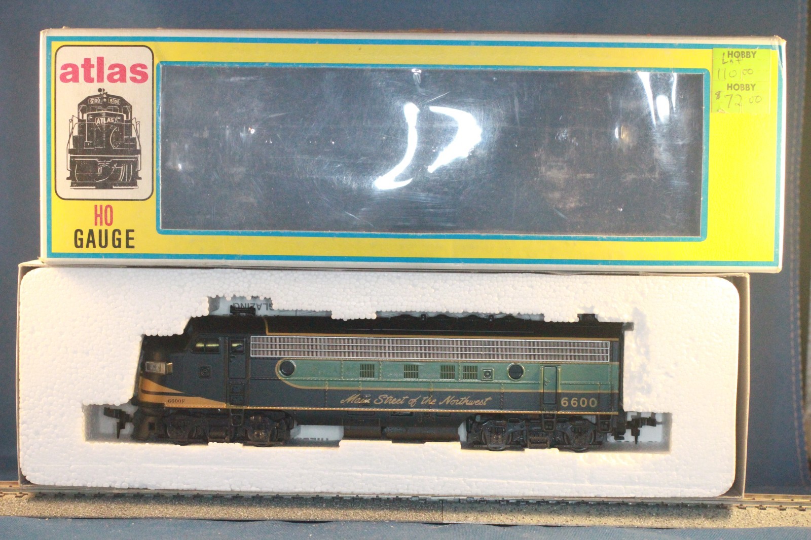JP HO ATLAS 8326 EMD FP-7A Northern Pacific NP #6600 Roco Drive Kadee Coupler
