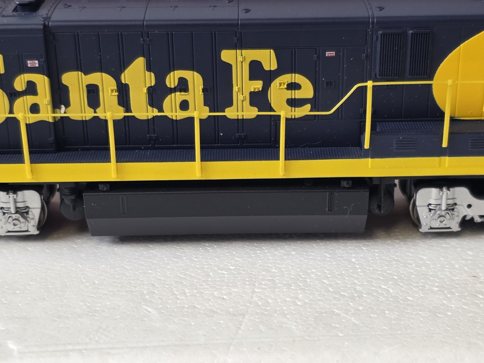 Broadway Limited C30-7 Santa Fe ATSF 8010 DCC w/Sound HO scale
