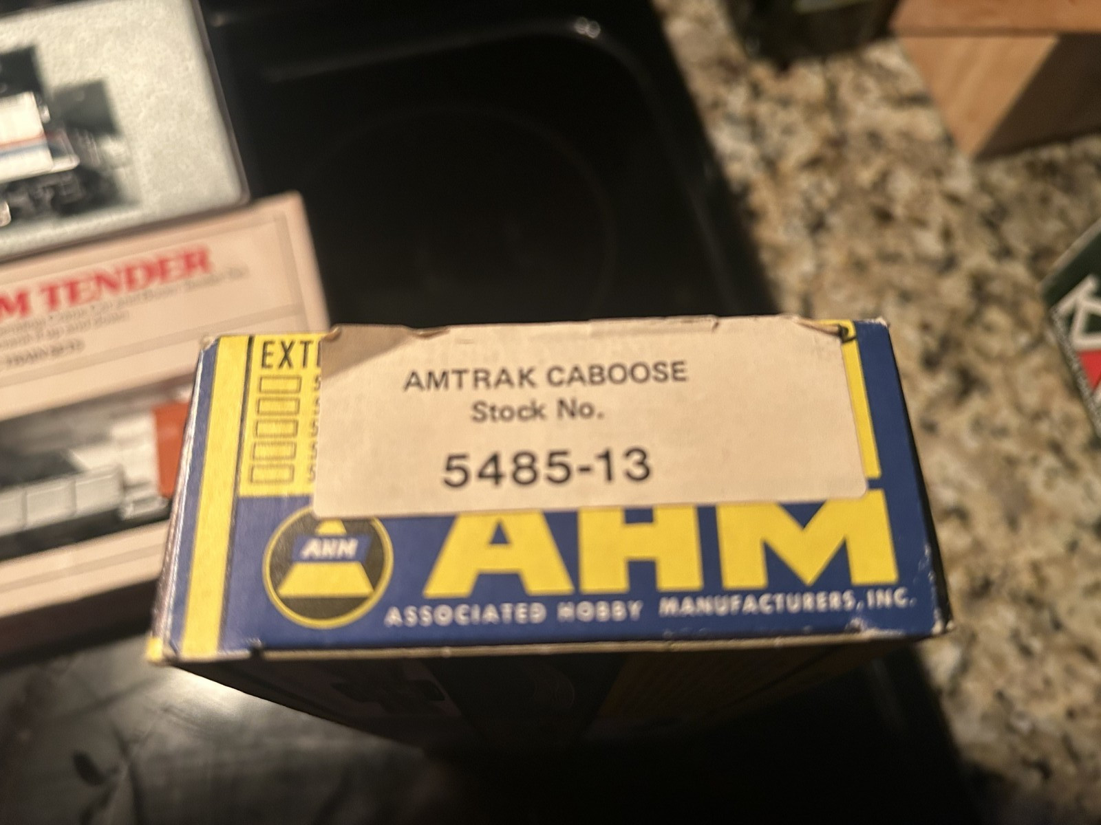 HO scale KATO EMD F40PH w’ Ditchlights Amtrak Phase III #396 + Maintenance Cars