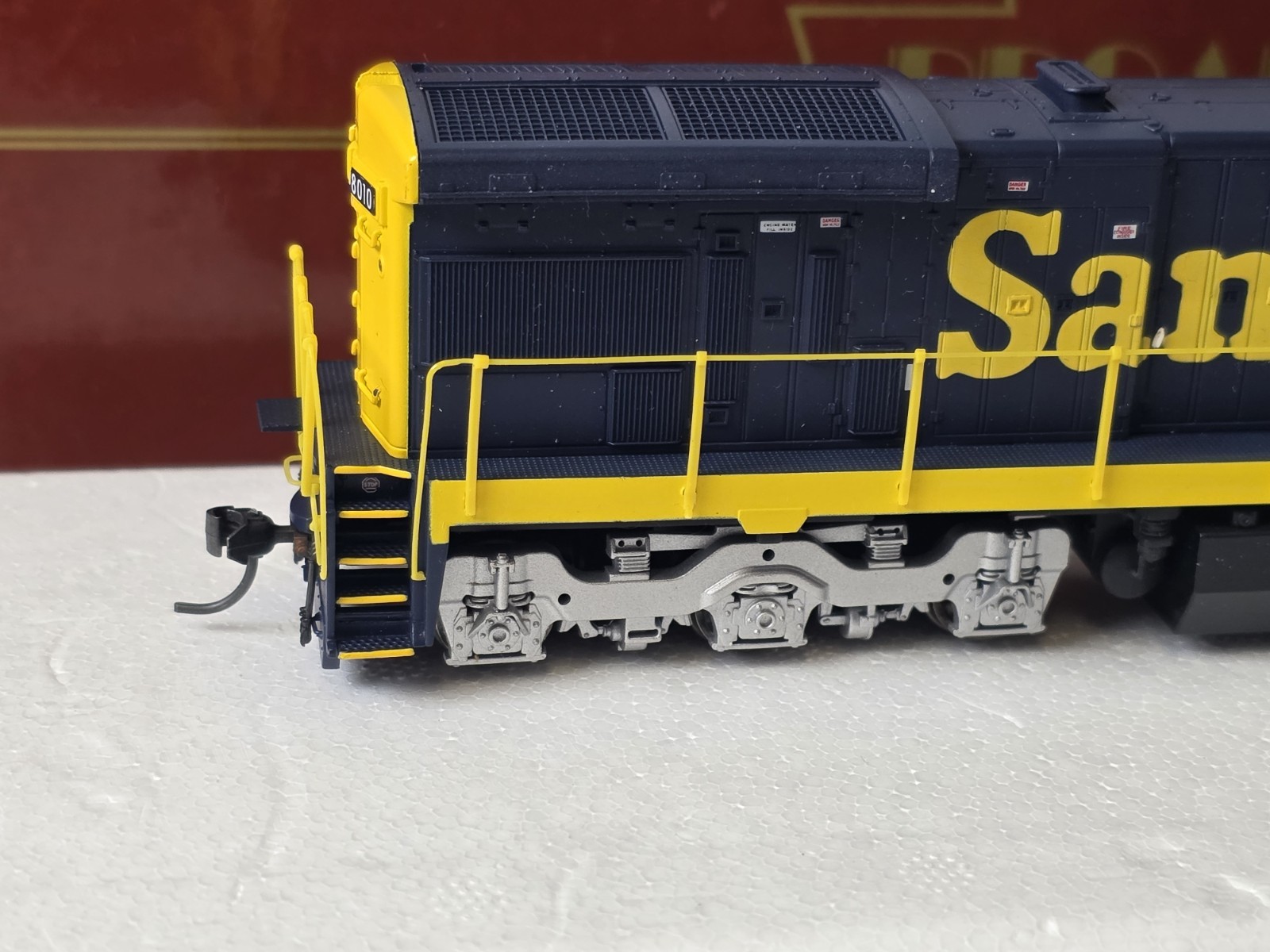 Broadway Limited C30-7 Santa Fe ATSF 8010 DCC w/Sound HO scale