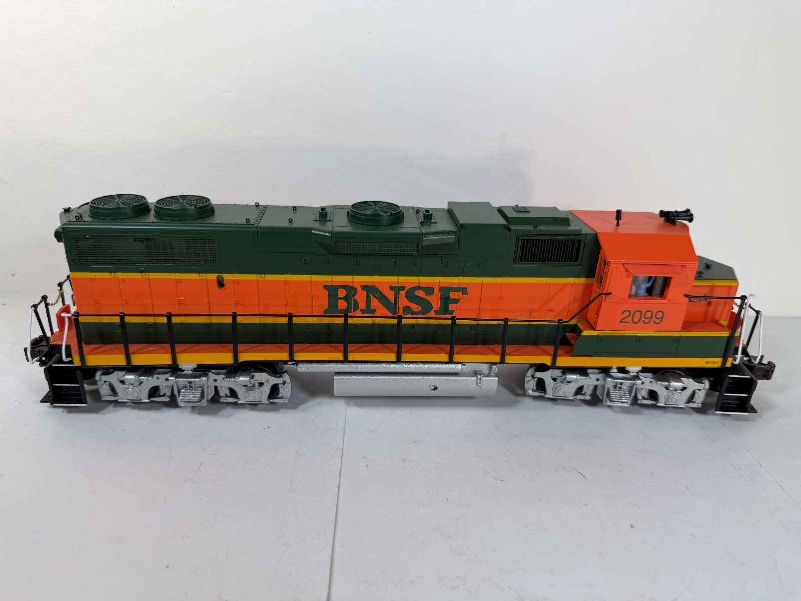 K-Line BNSF GP38-2 Diesel Engine K2411-2099 O Gauge Locomotive w/ Box & Manual