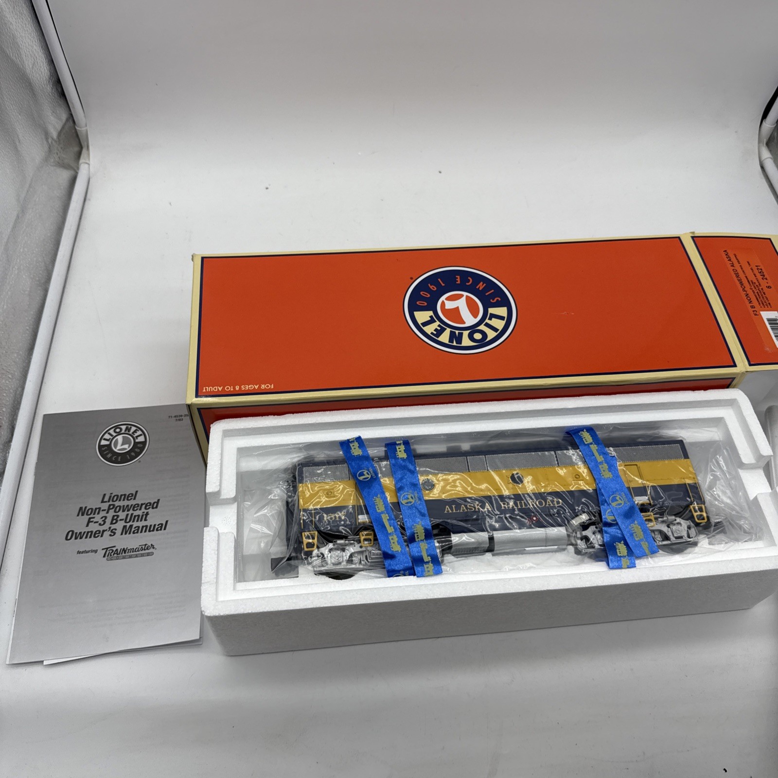 NEW Lionel 6-24521 Alaska Non-Powered F-3 B Diesel Locomotive #1517 Train Rare
