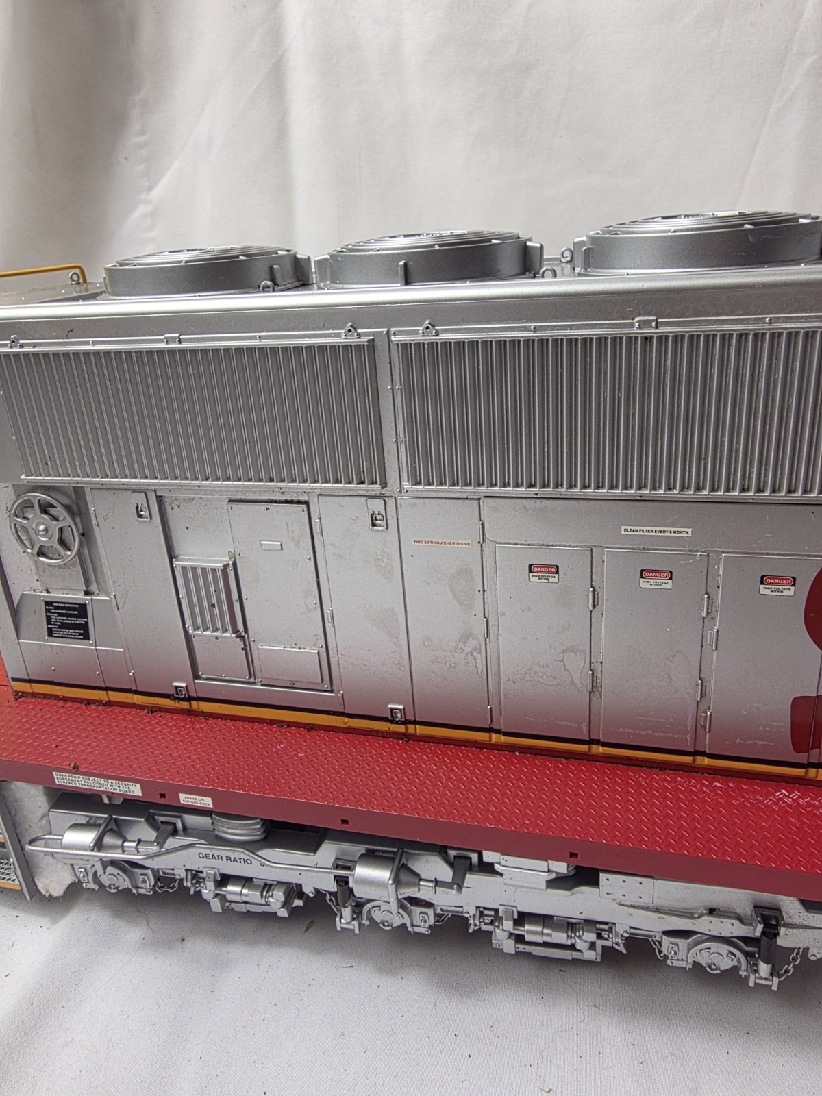 USA G scale trains SD70 Mac Santa Fe R22600 Warbonnet #8805 First Run Read Desc