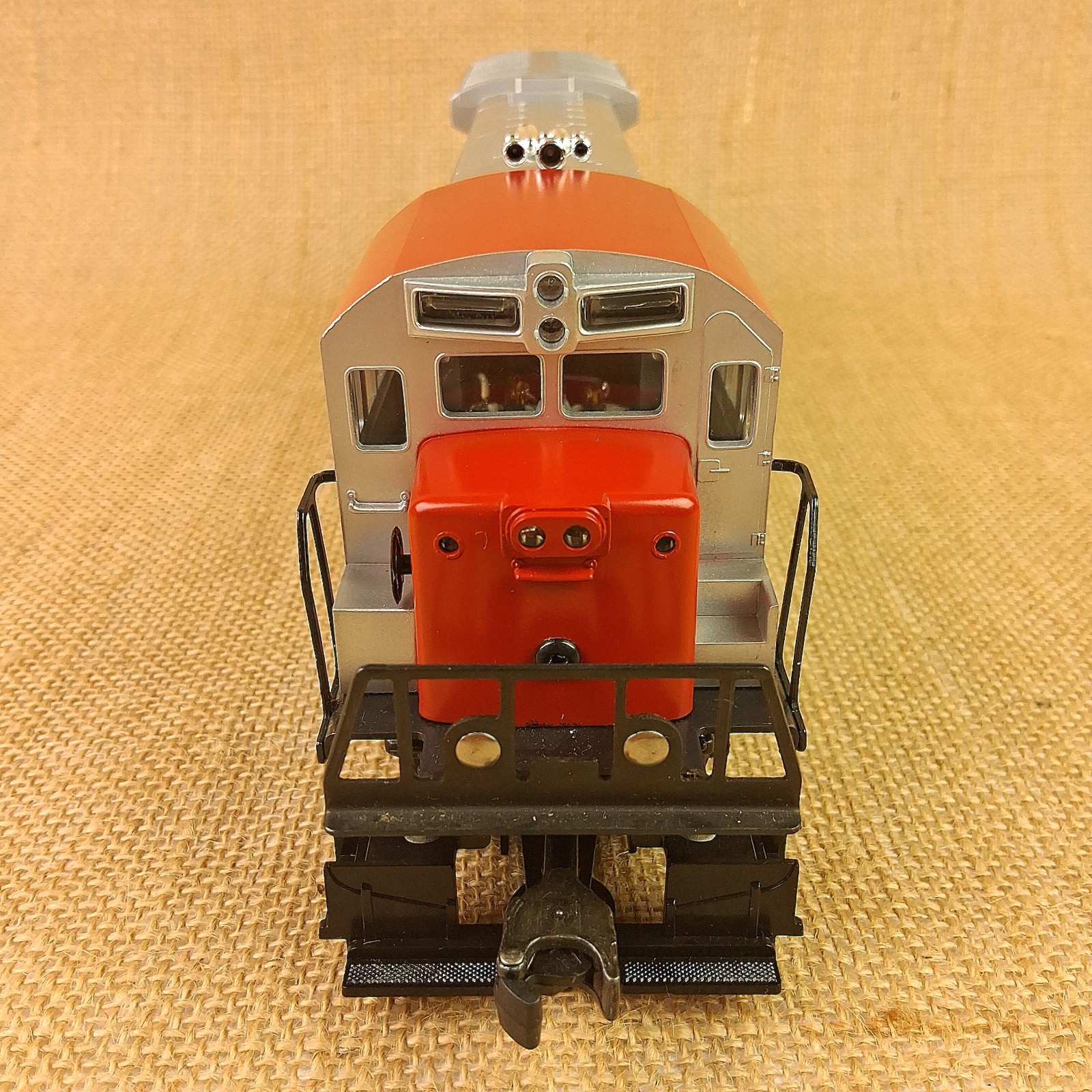 Lionel 6-7500 U36B Diesel 1900 – 1975 75th Anniversary