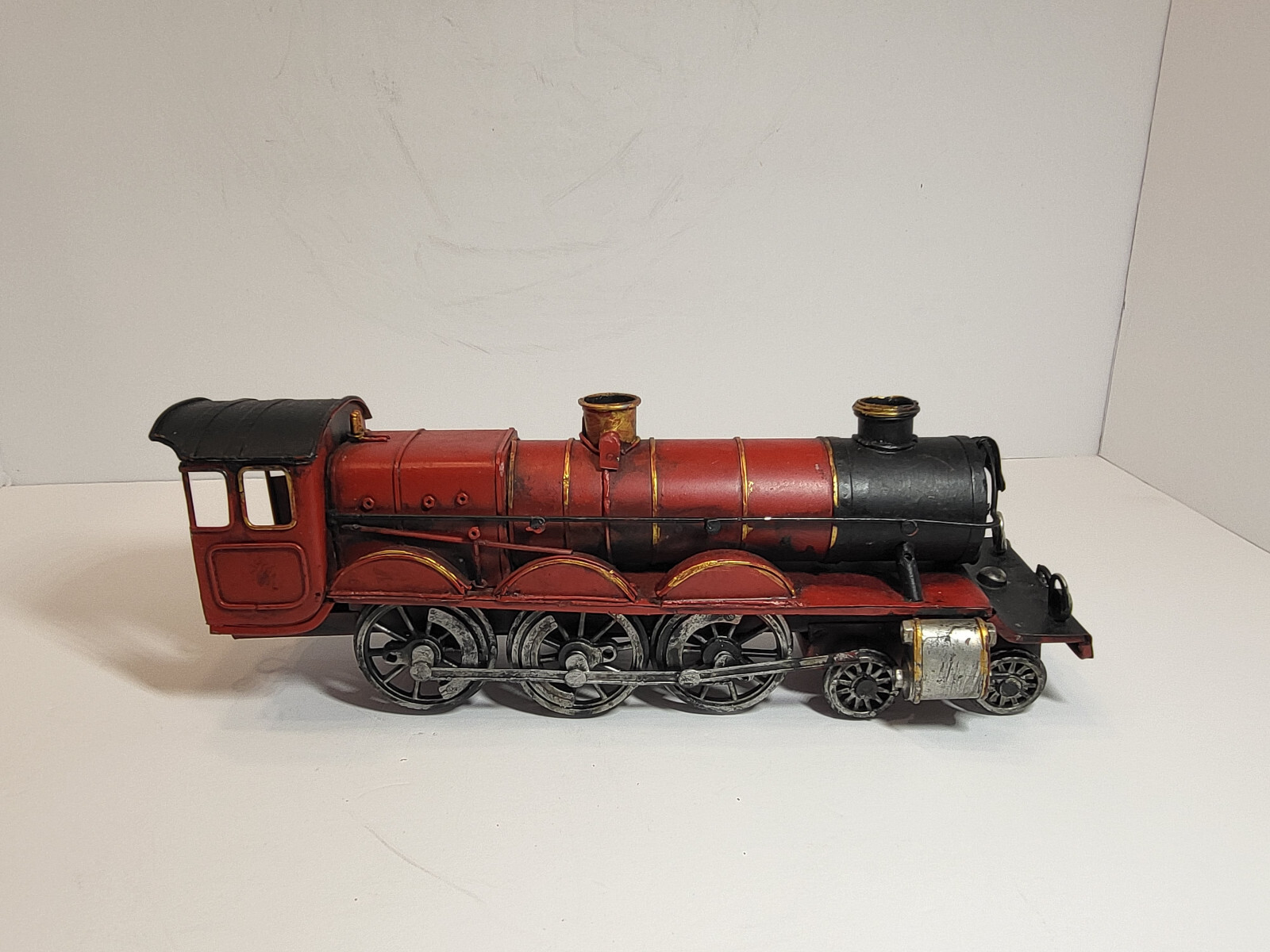 Vintage-Look Red Locomotive Tin Metal Steam Train Engine Model 14 ” Long