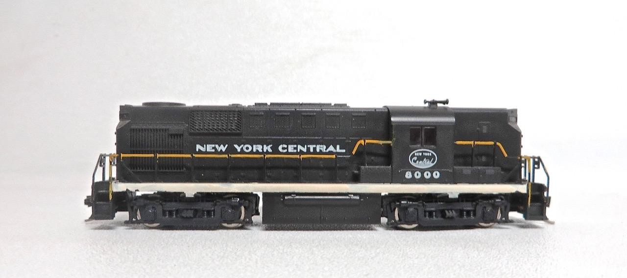 N Gauge Atlas 4263 New York Central RS-11 Powered Diesel Cab 8000 Boxed & Tested