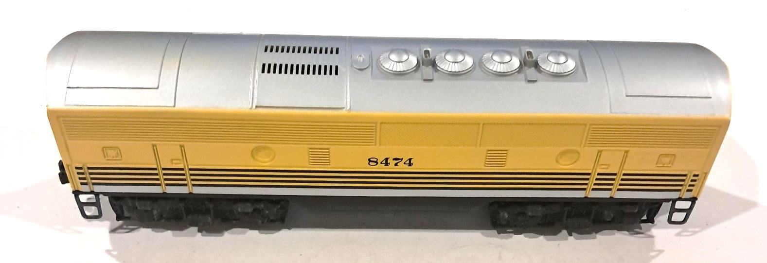 Lionel 6-8474 O Gauge Rio Grande F3 B-Unit Non-Powered Diesel Locomotive NEW