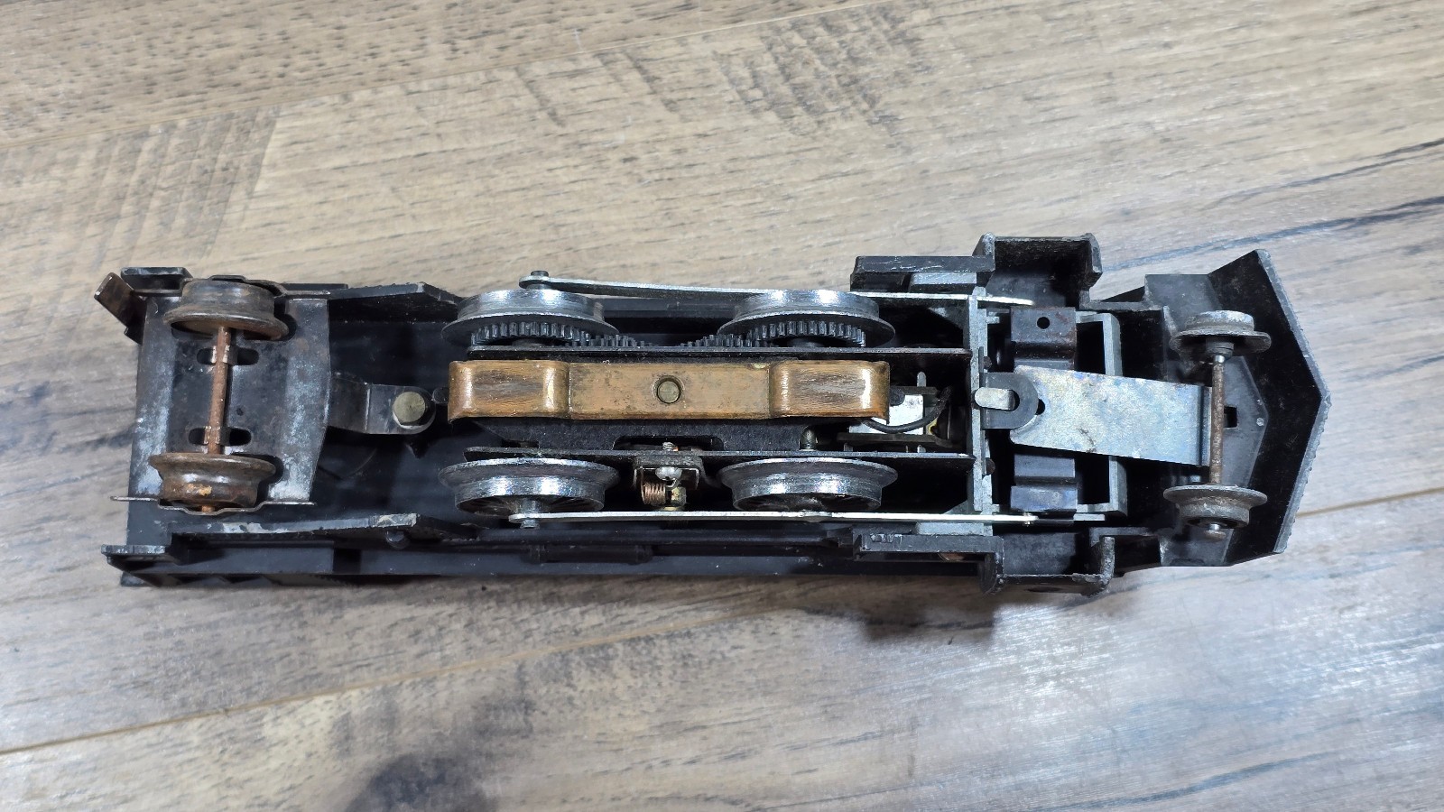 MARX 2-4-2 Cylinder Smoke Loco Double-Reduction 666