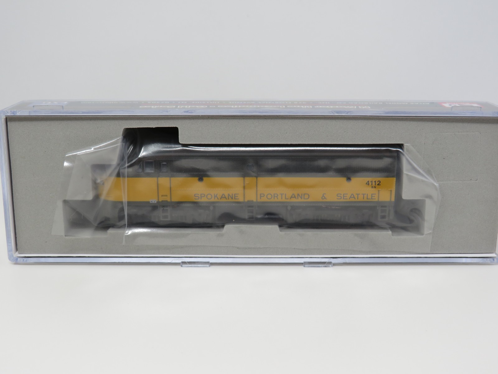 Atlas N 40005088 DCC Sound Burlington Northern SP&S #4112 FA-1 Diesel Locomotive