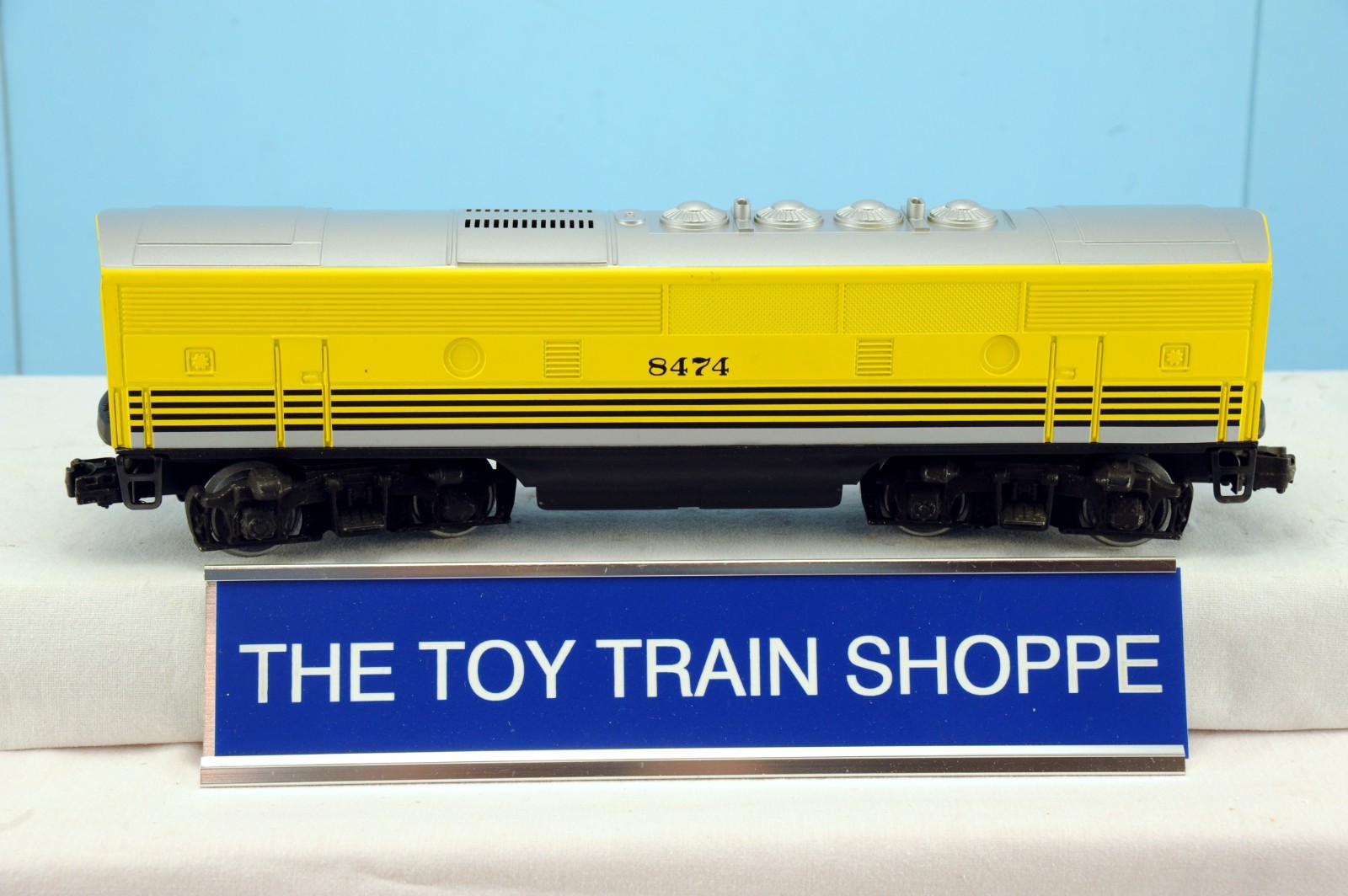 LIONEL 6-8474 RIO GRANDE F-3 B UNIT (NON-POWERED). EXC COND – NO BOX.