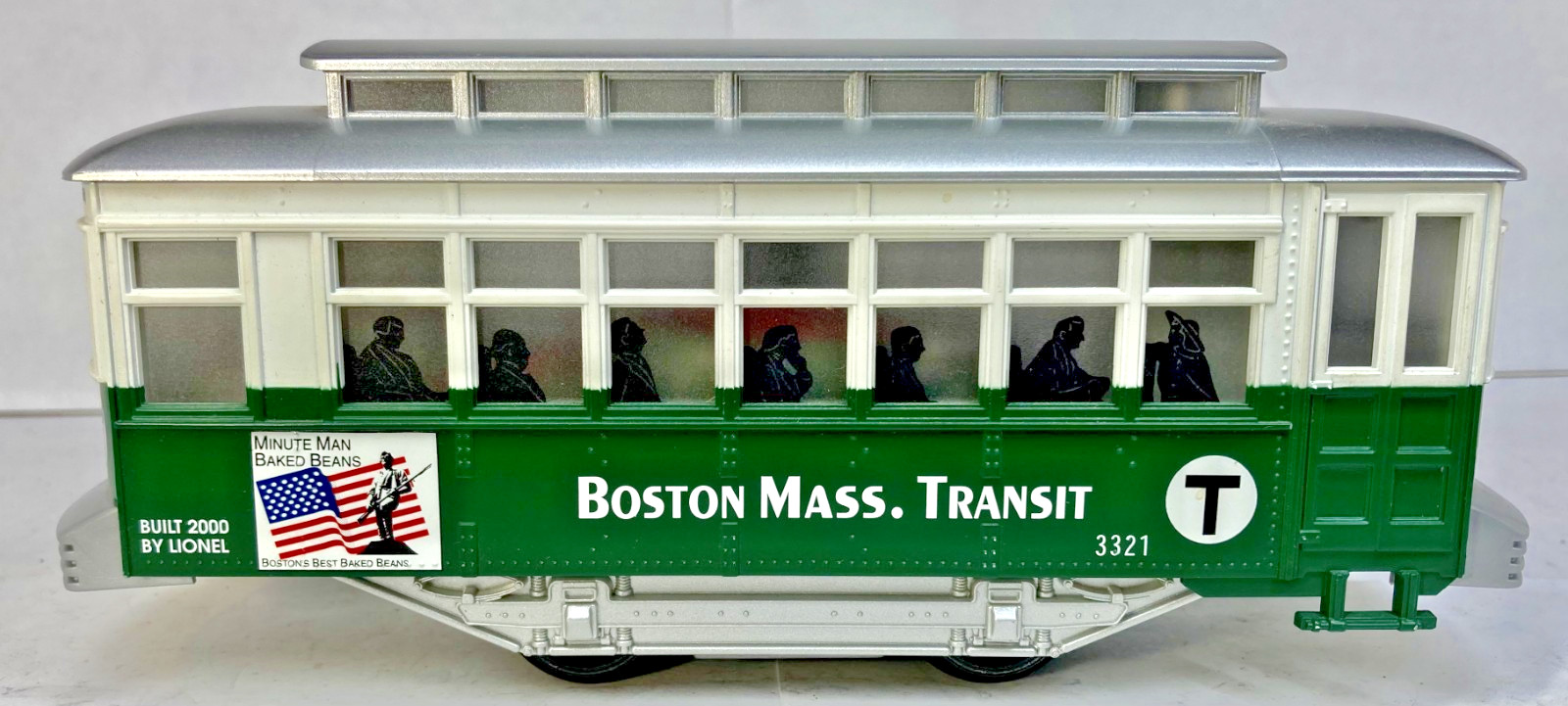 Lionel No. 3321 (18452) Reversing (Motorized Bump & Go) Boston Transit Trolley !
