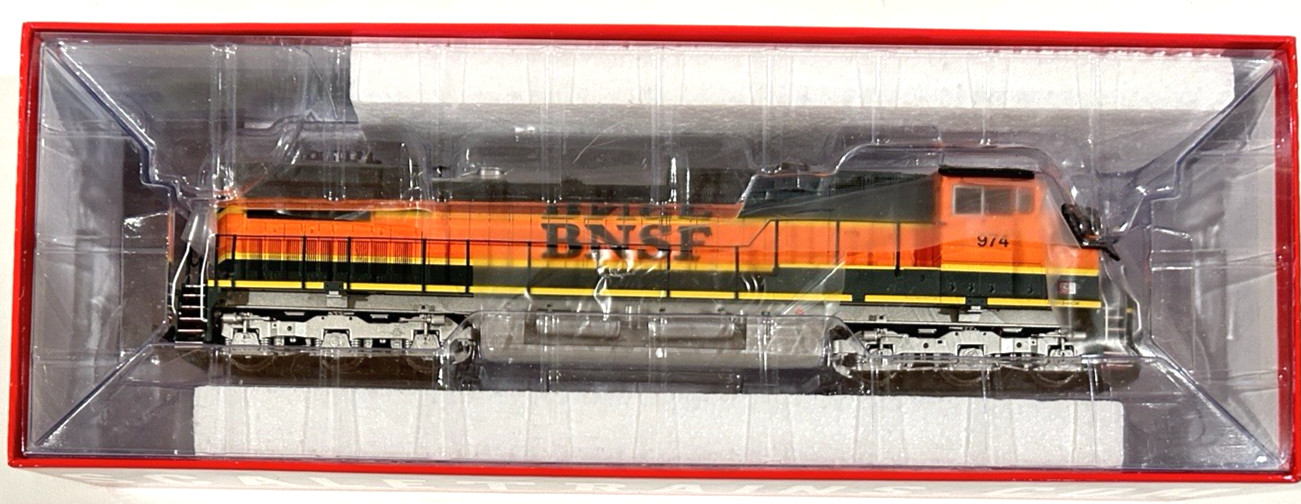 HO ScaleTrains Operator SXT10677 BNSF #974 GE C44-9W Diesel “H1” Scheme